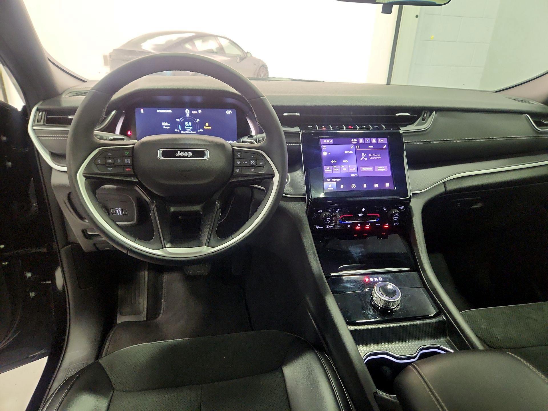 Thumbnail: 2025 Jeep Grand Cherokee - 9