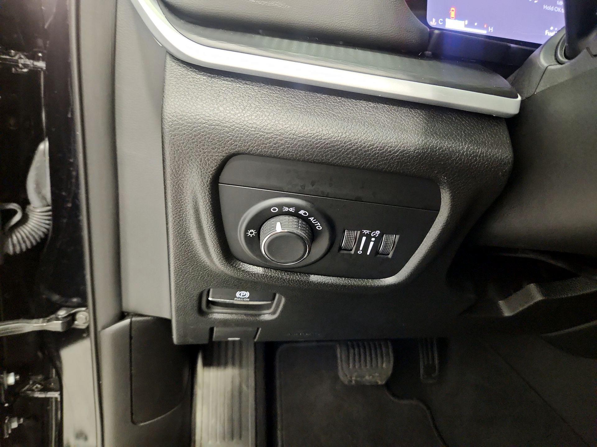 Thumbnail: 2025 Jeep Grand Cherokee - 13