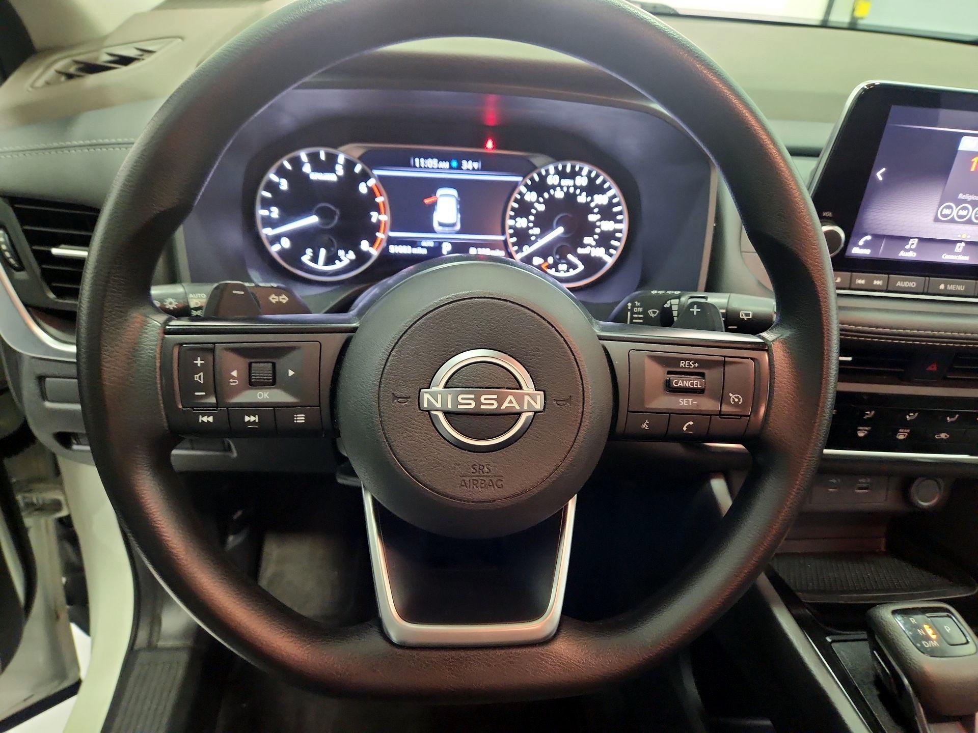 Thumbnail: 2022 Nissan Rogue - 10