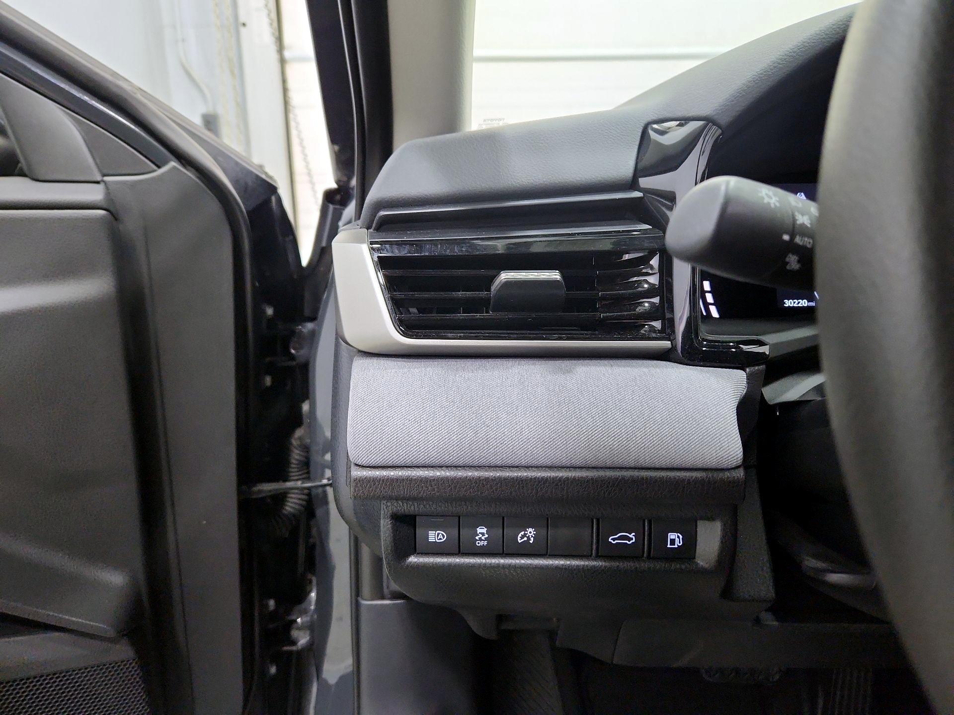 Thumbnail: 2025 Toyota Camry - 13