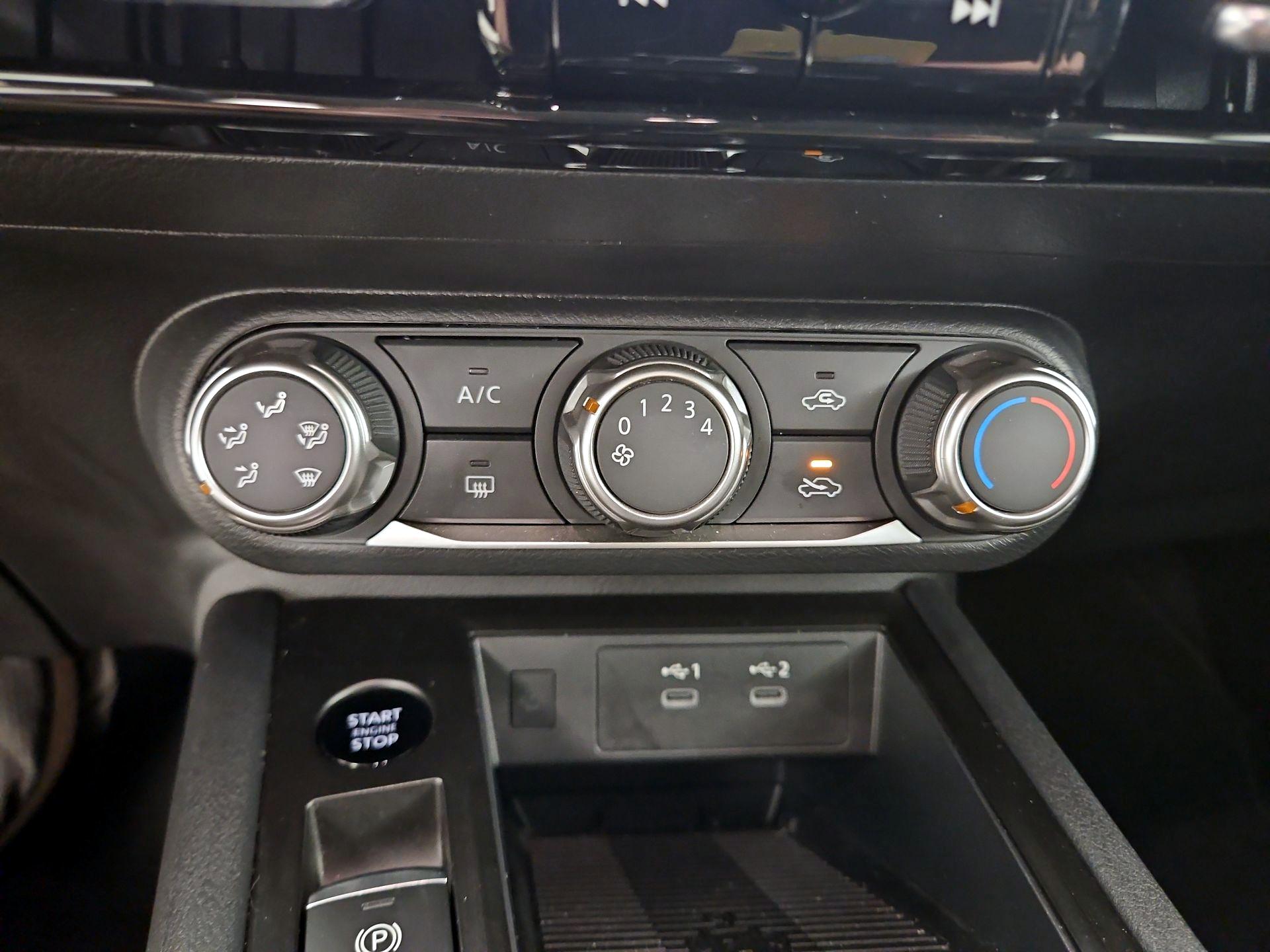 Thumbnail: 2025 Nissan Kicks - 16