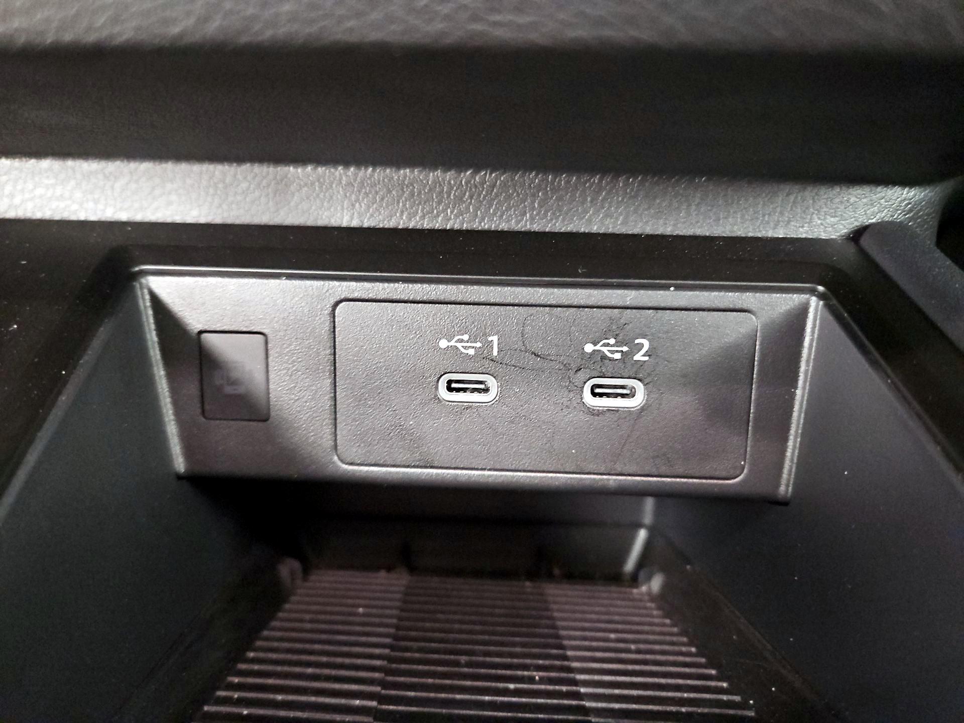 Thumbnail: 2025 Nissan Kicks - 18