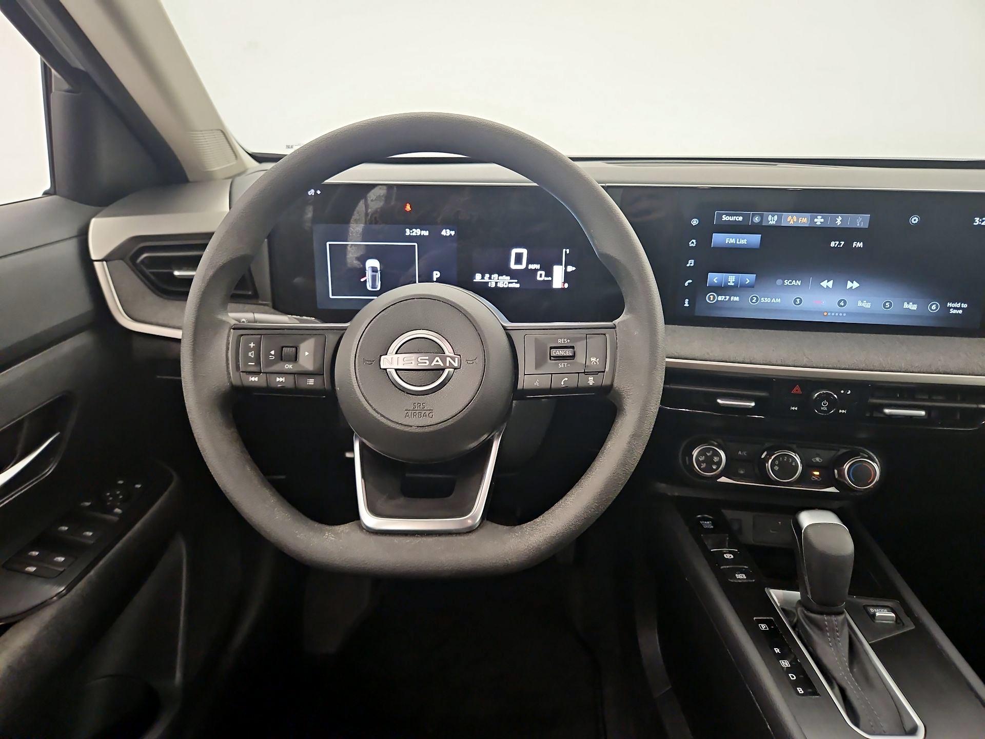 Thumbnail: 2025 Nissan Kicks - 10