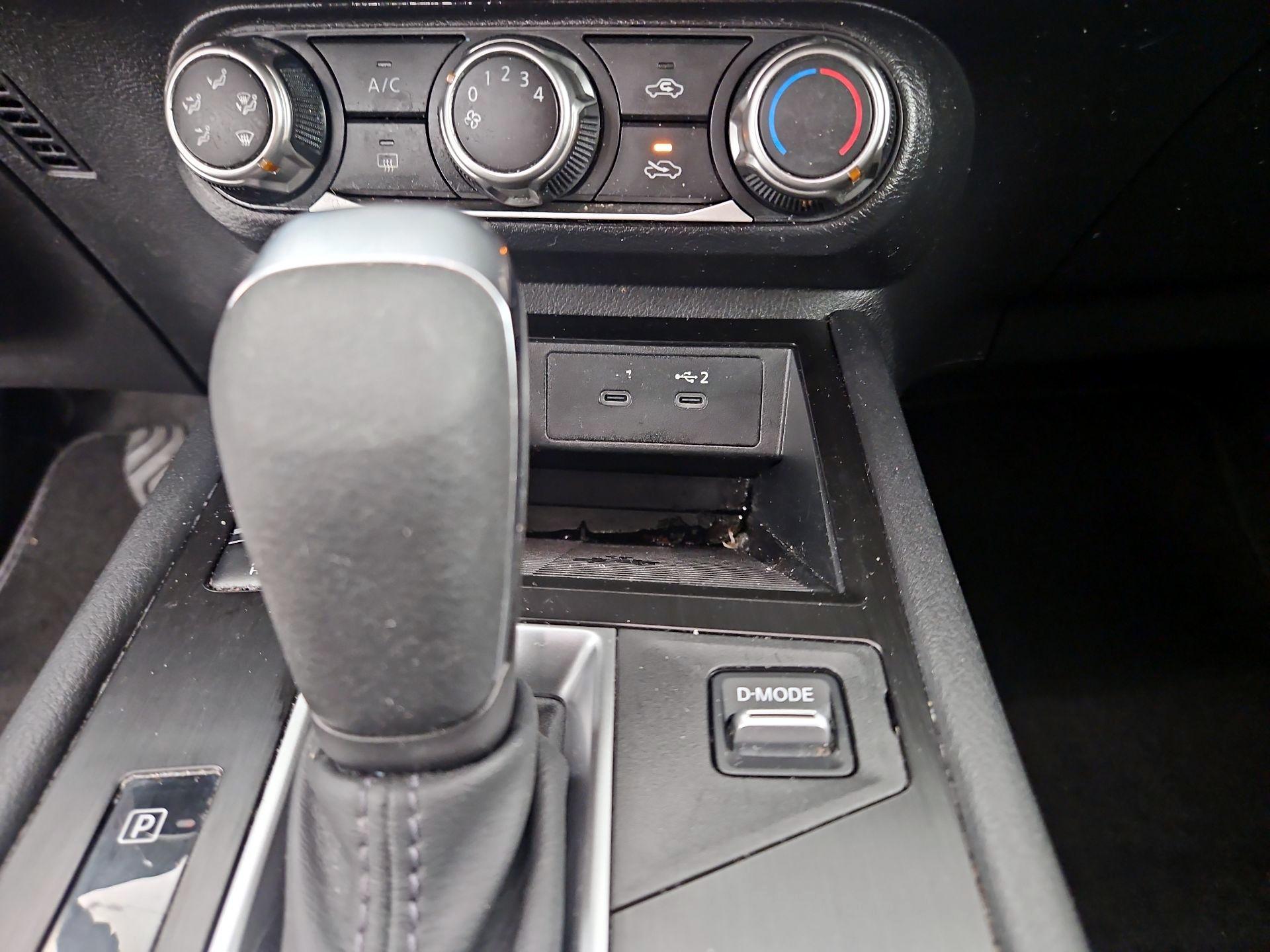 Thumbnail: 2025 Nissan Kicks - 17