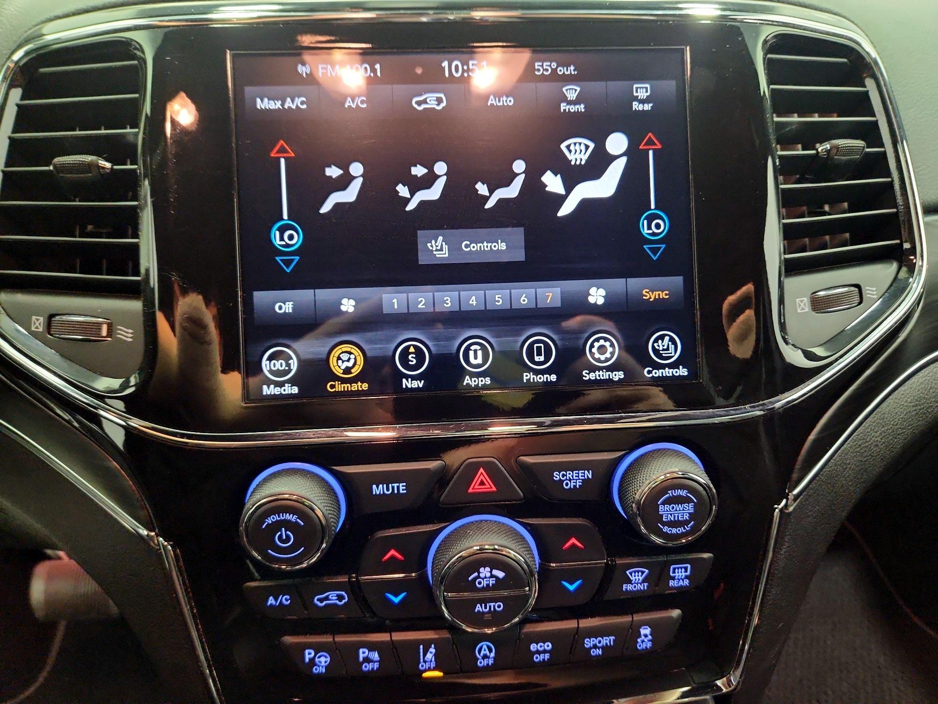 Thumbnail: 2021 Jeep Grand Cherokee - 17