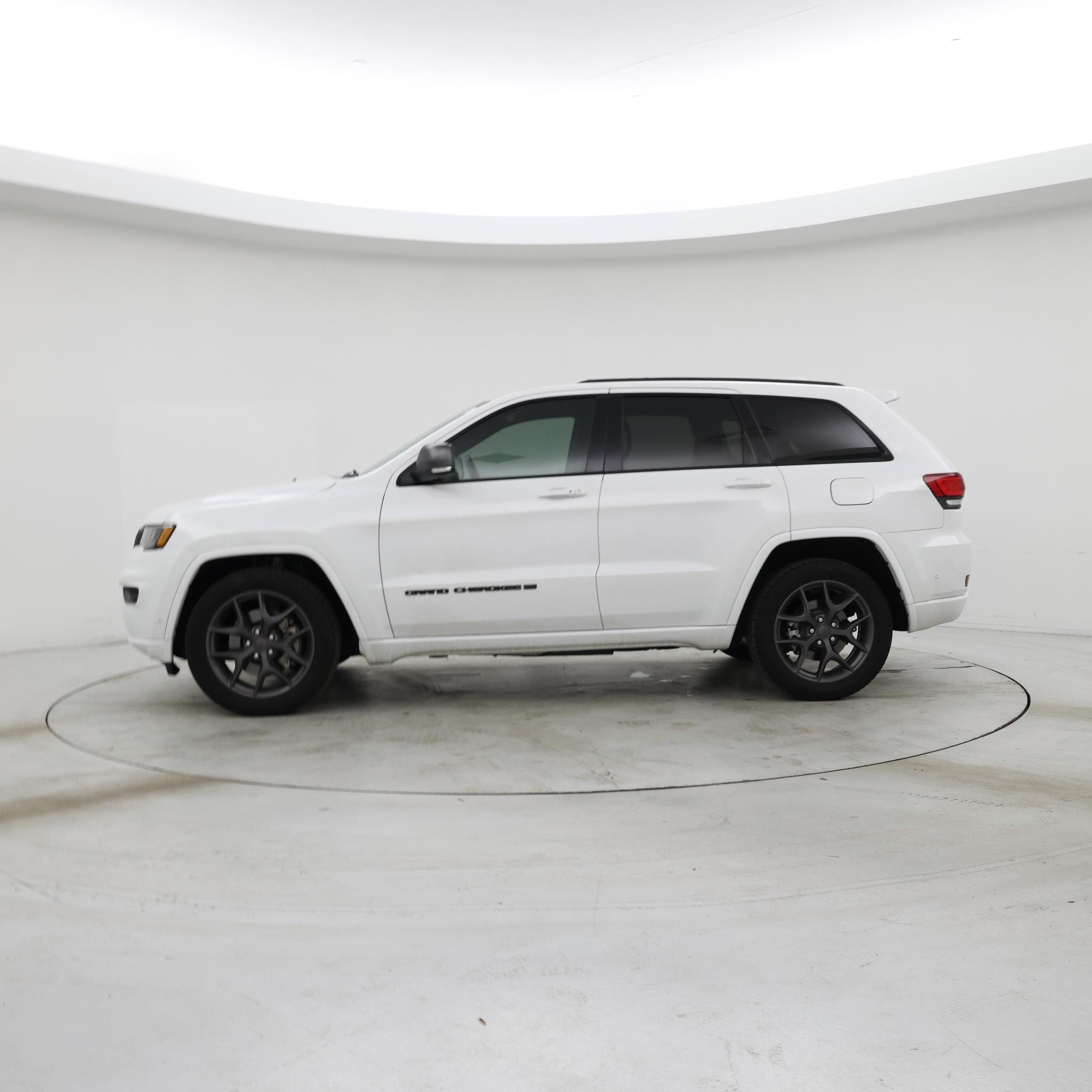 Thumbnail: 2021 Jeep Grand Cherokee - 3