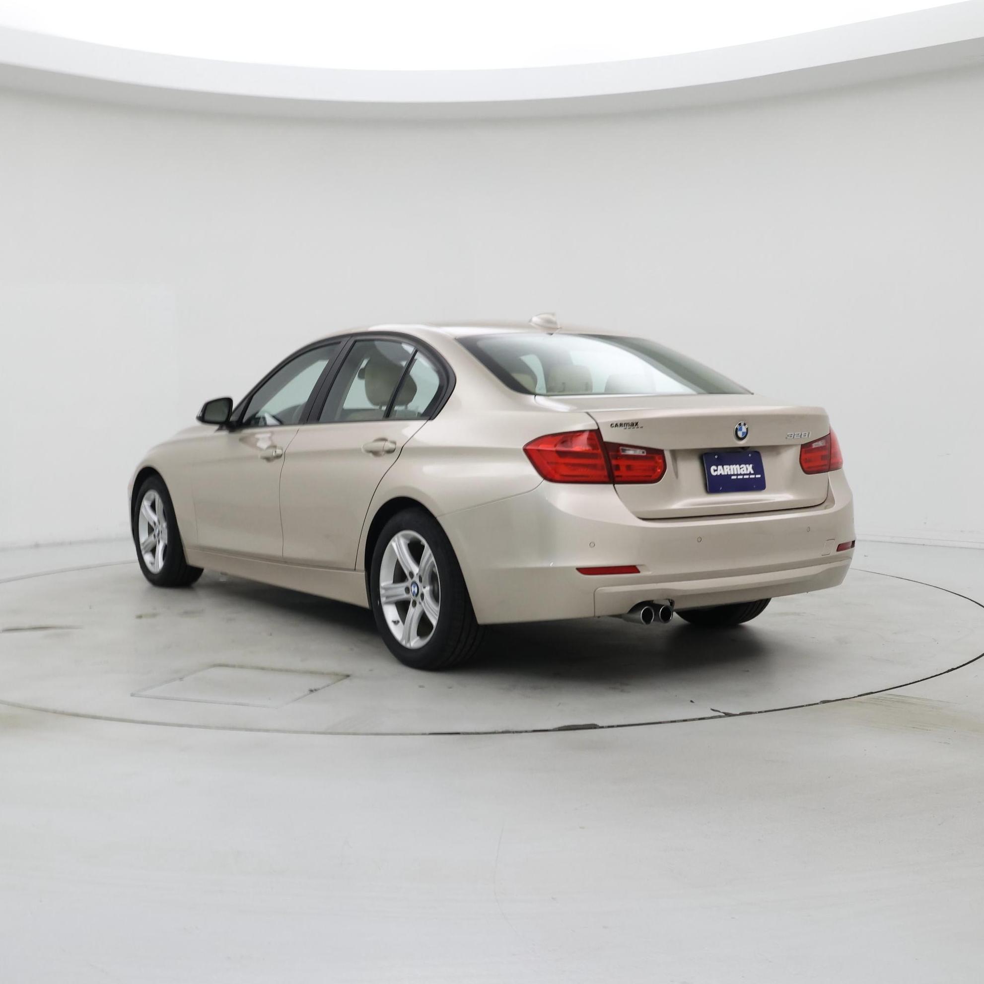 Thumbnail: 2015 BMW 3 Series - 2