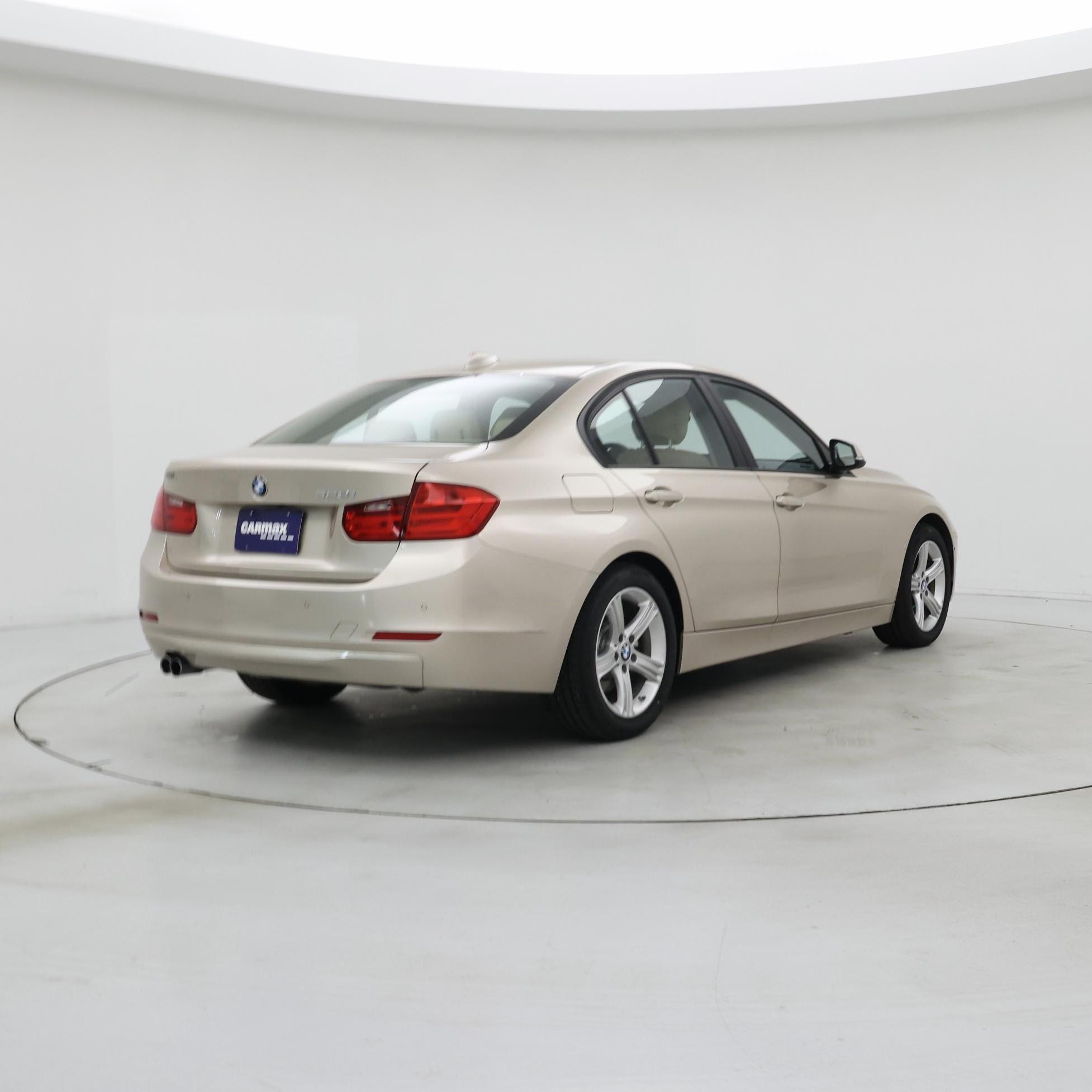 Thumbnail: 2015 BMW 3 Series - 8