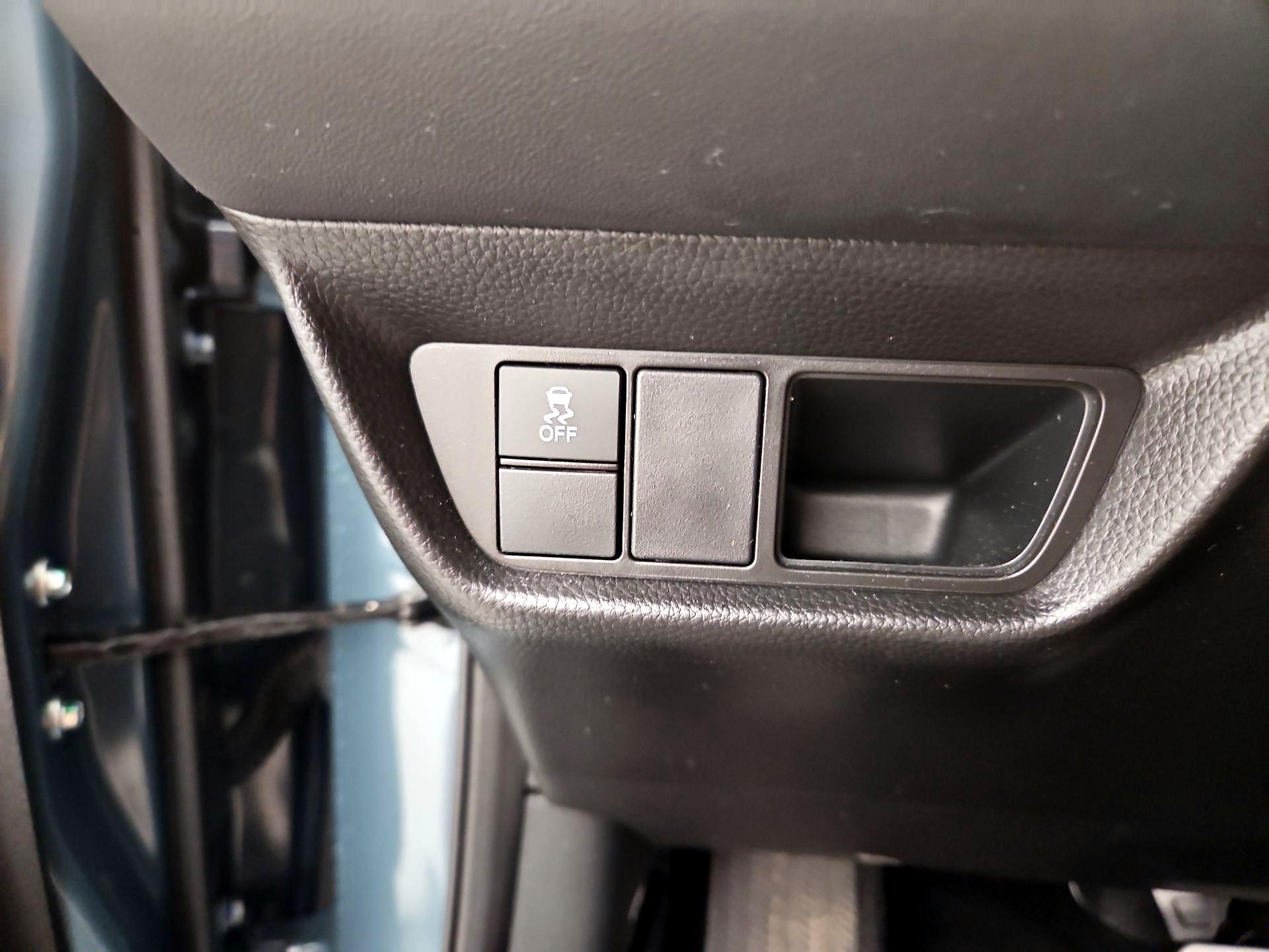 Thumbnail: 2025 Honda HR-V - 13