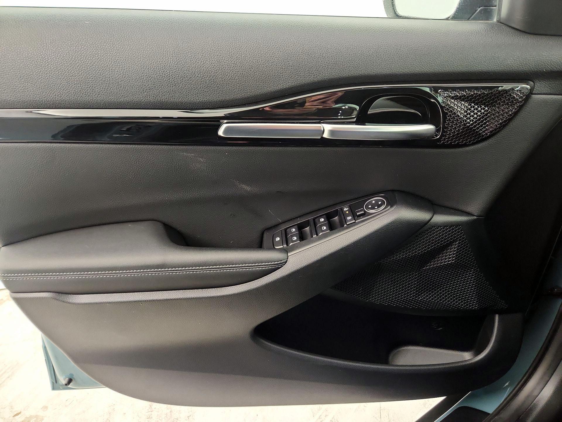 Thumbnail: 2025 Kia Seltos - 10