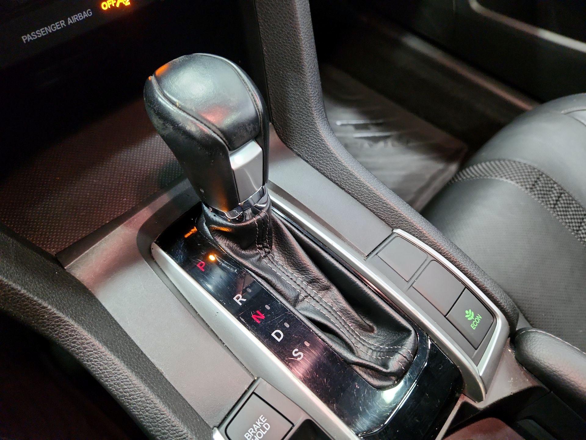 Thumbnail: 2020 Honda Civic - 18