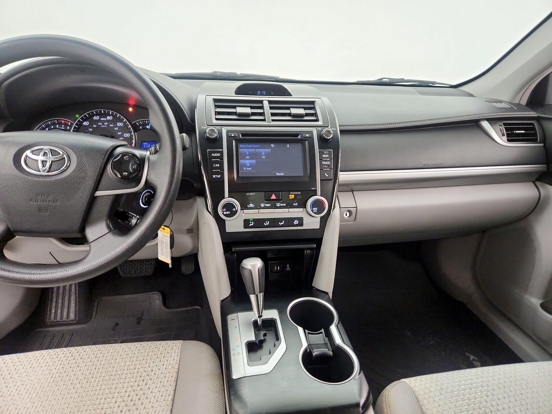 Thumbnail: 2014 Toyota Camry - 9