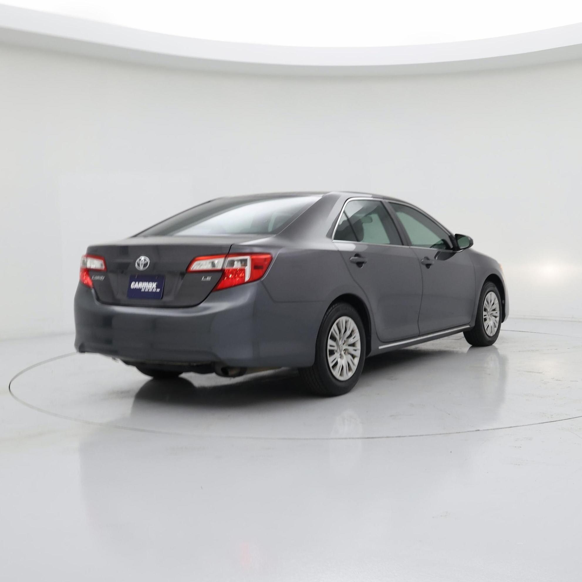 Thumbnail: 2014 Toyota Camry - 8