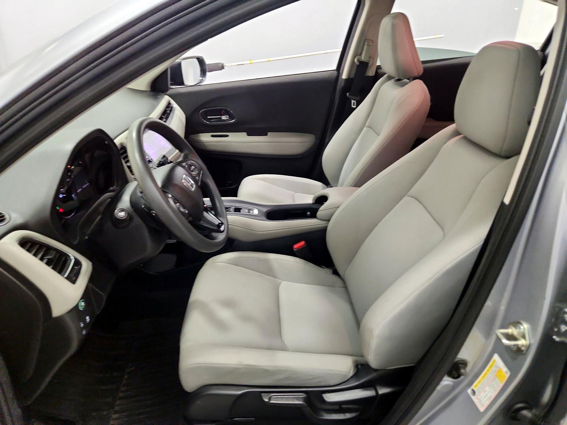 Thumbnail: 2019 Honda HR-V - 11