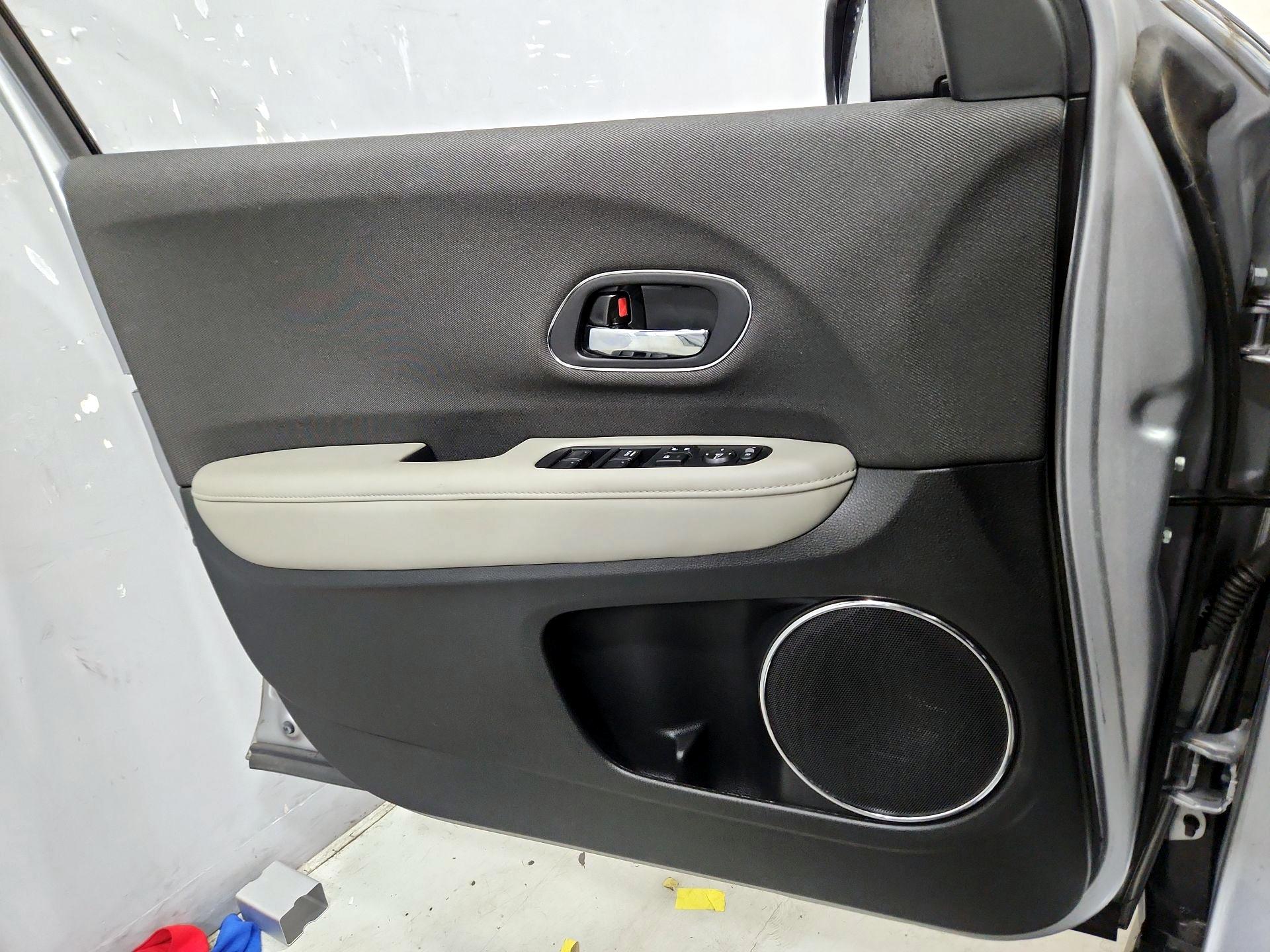 Thumbnail: 2019 Honda HR-V - 12