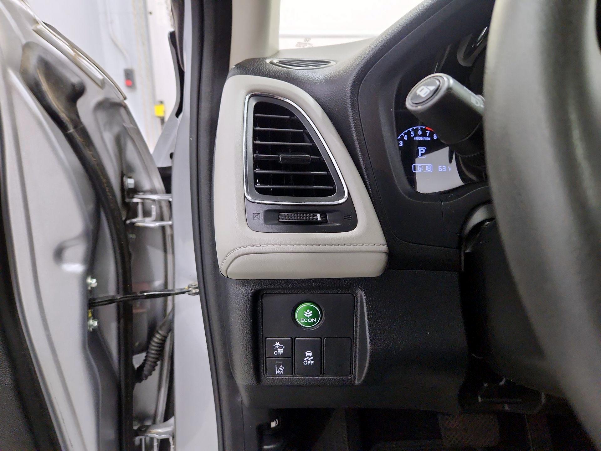 Thumbnail: 2019 Honda HR-V - 13