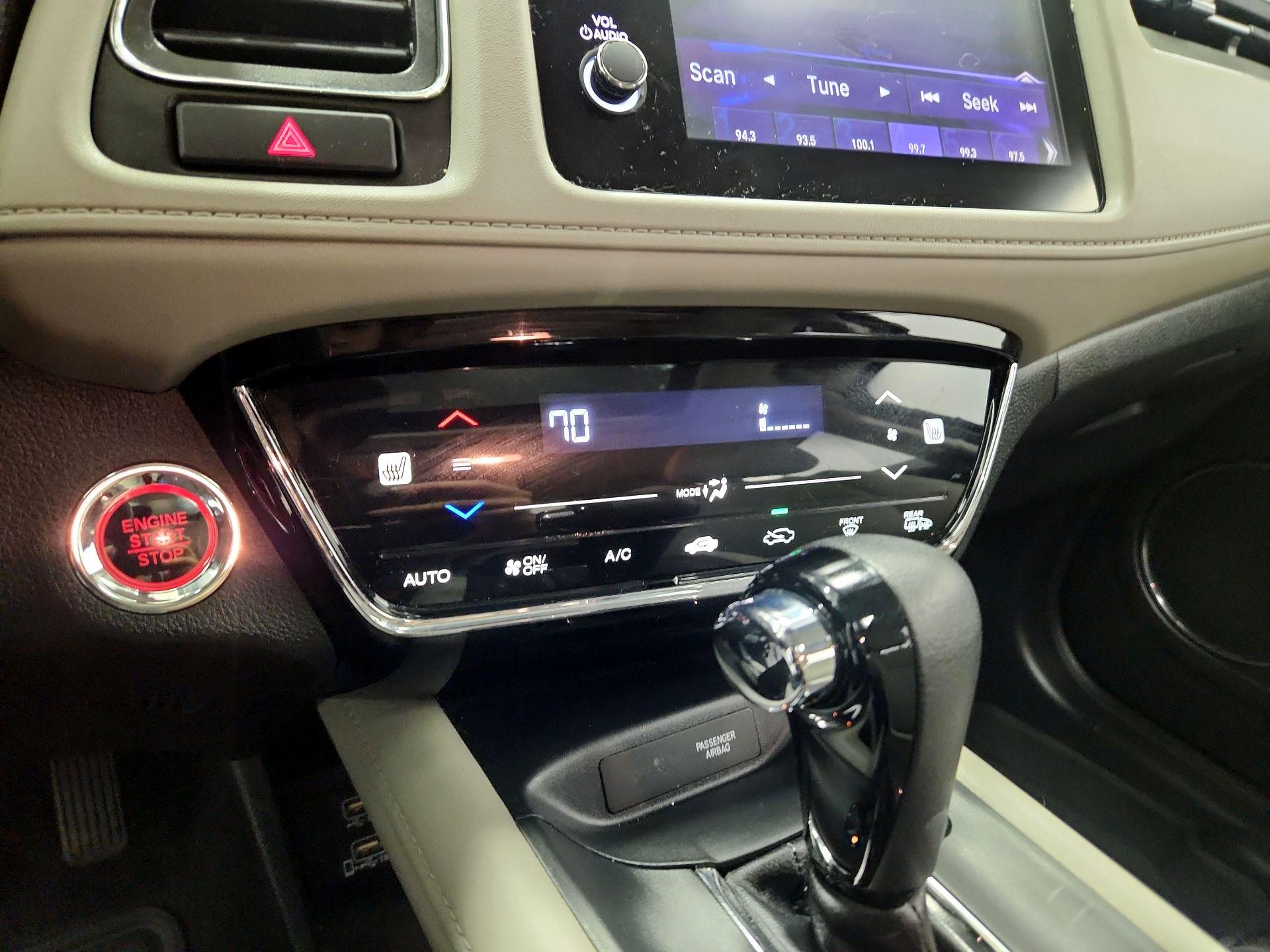 Thumbnail: 2019 Honda HR-V - 16