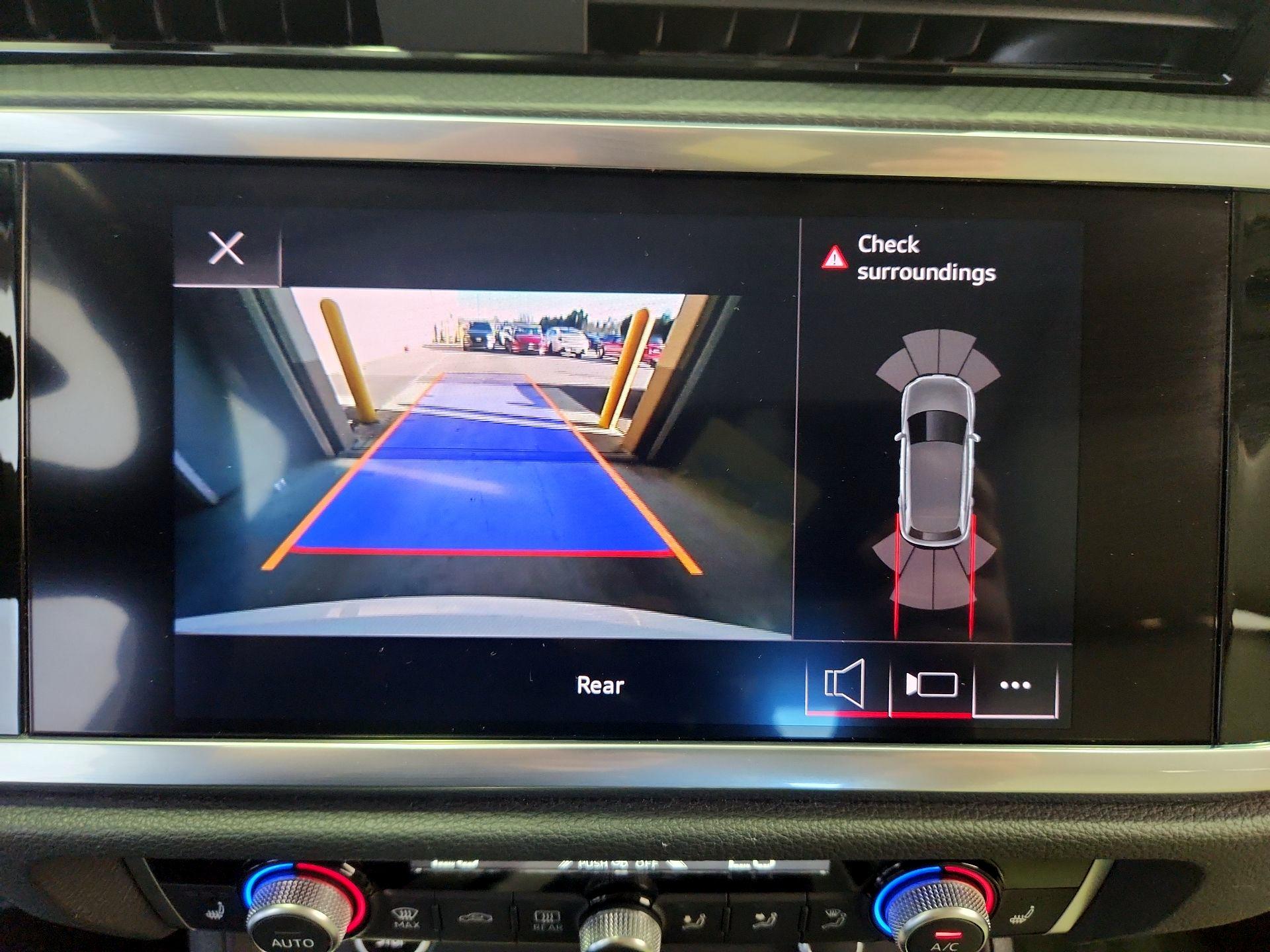 Thumbnail: 2022 Audi Q3 - 14