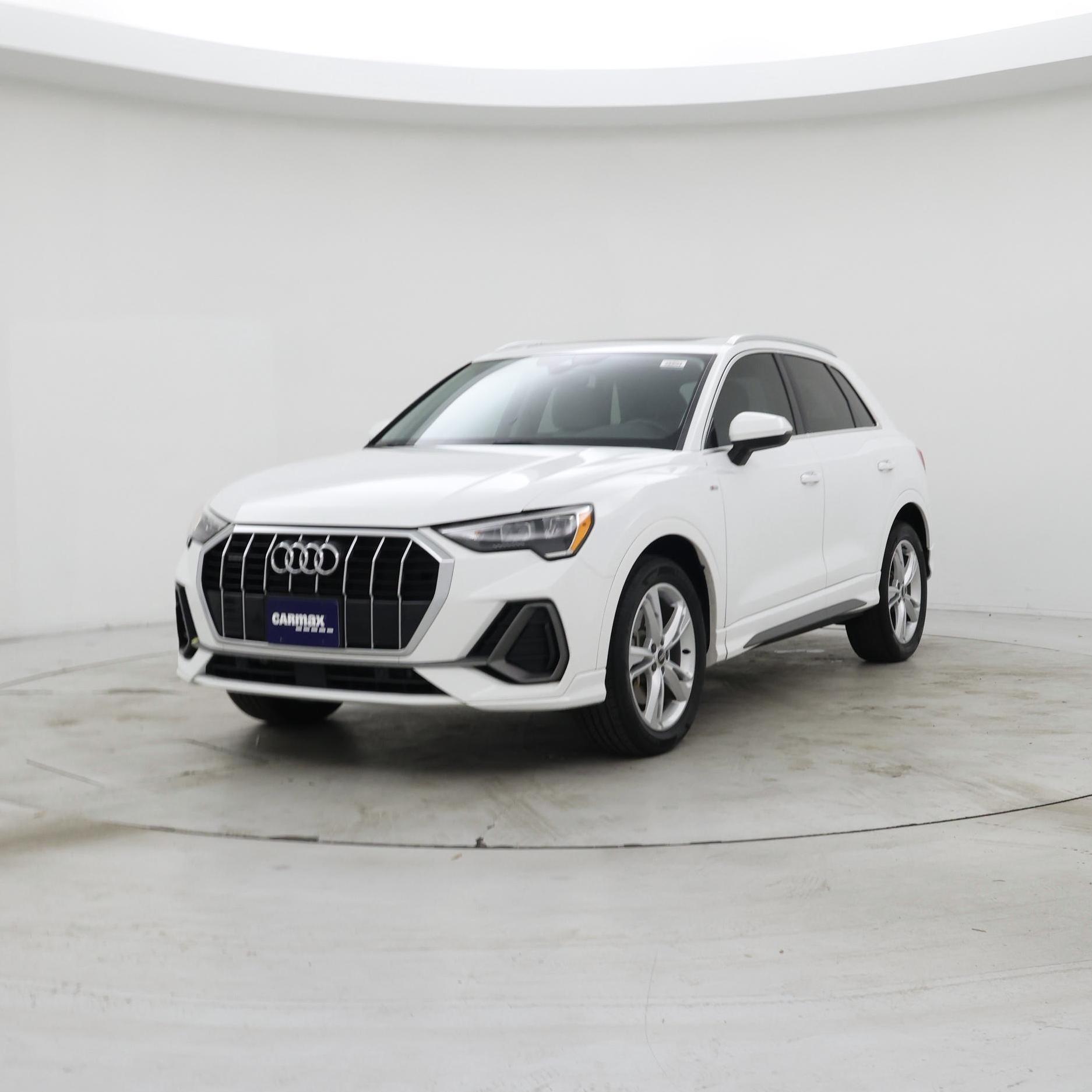 Thumbnail: 2022 Audi Q3 - 4