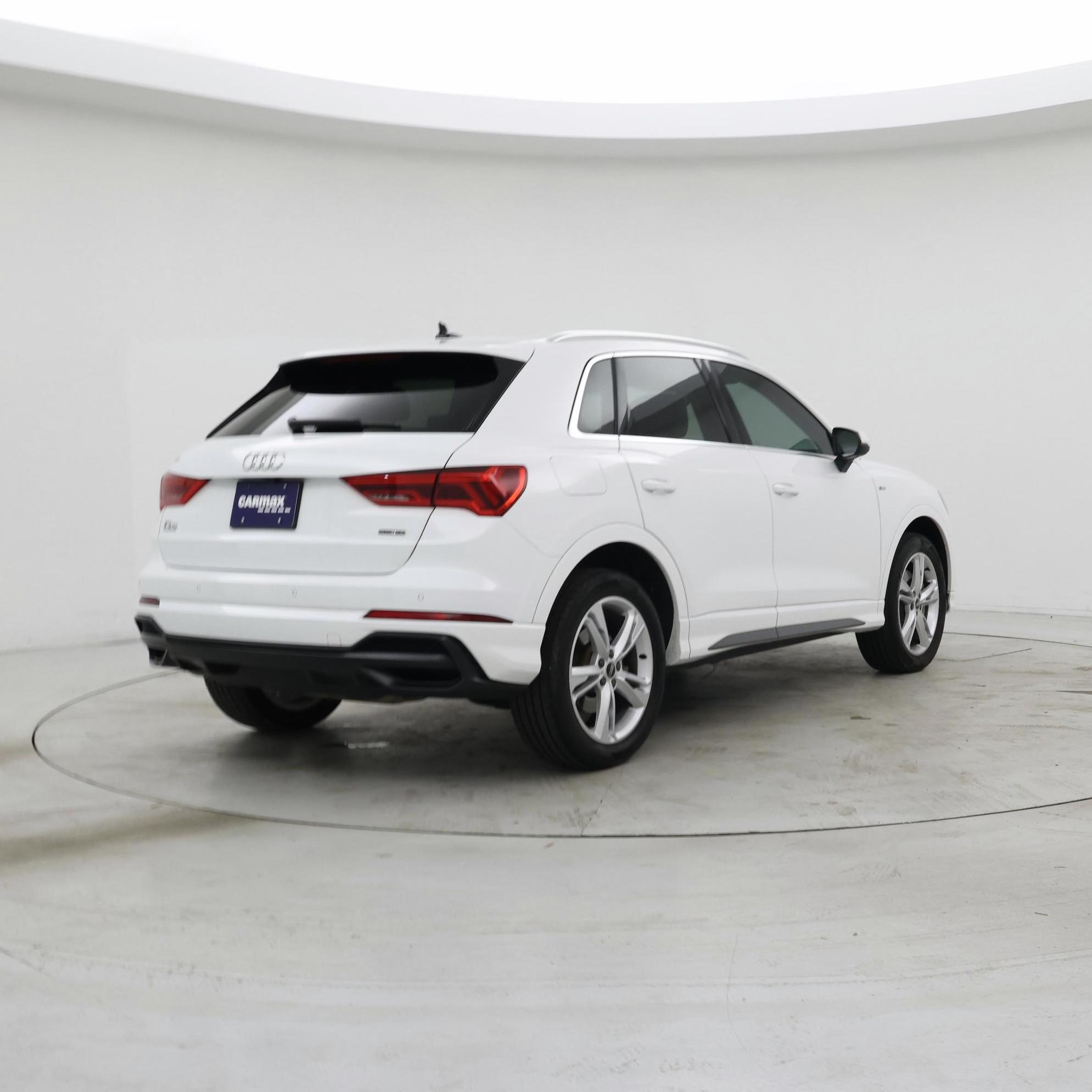 Thumbnail: 2022 Audi Q3 - 8