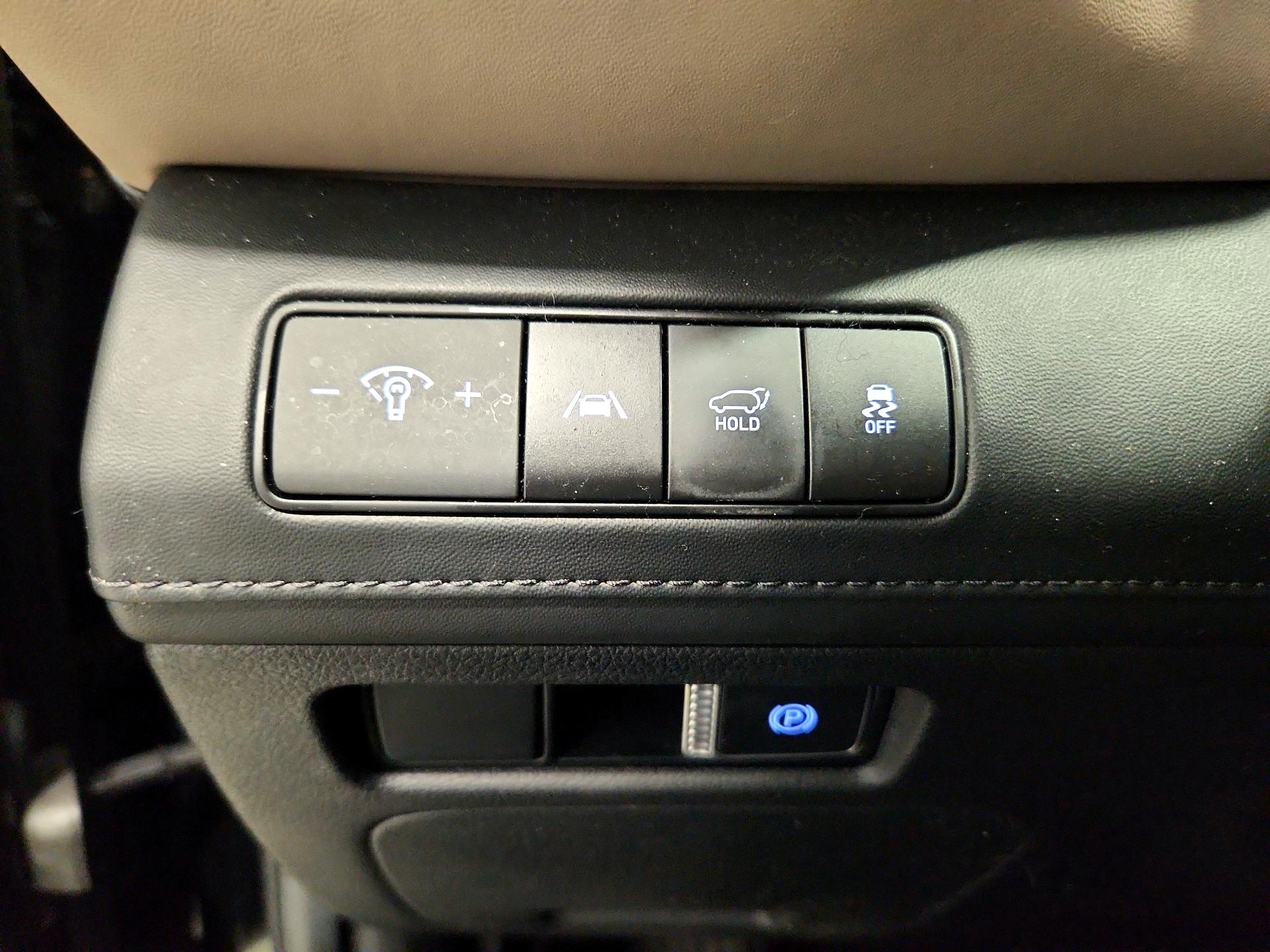 Thumbnail: 2022 Hyundai Santa Fe - 13