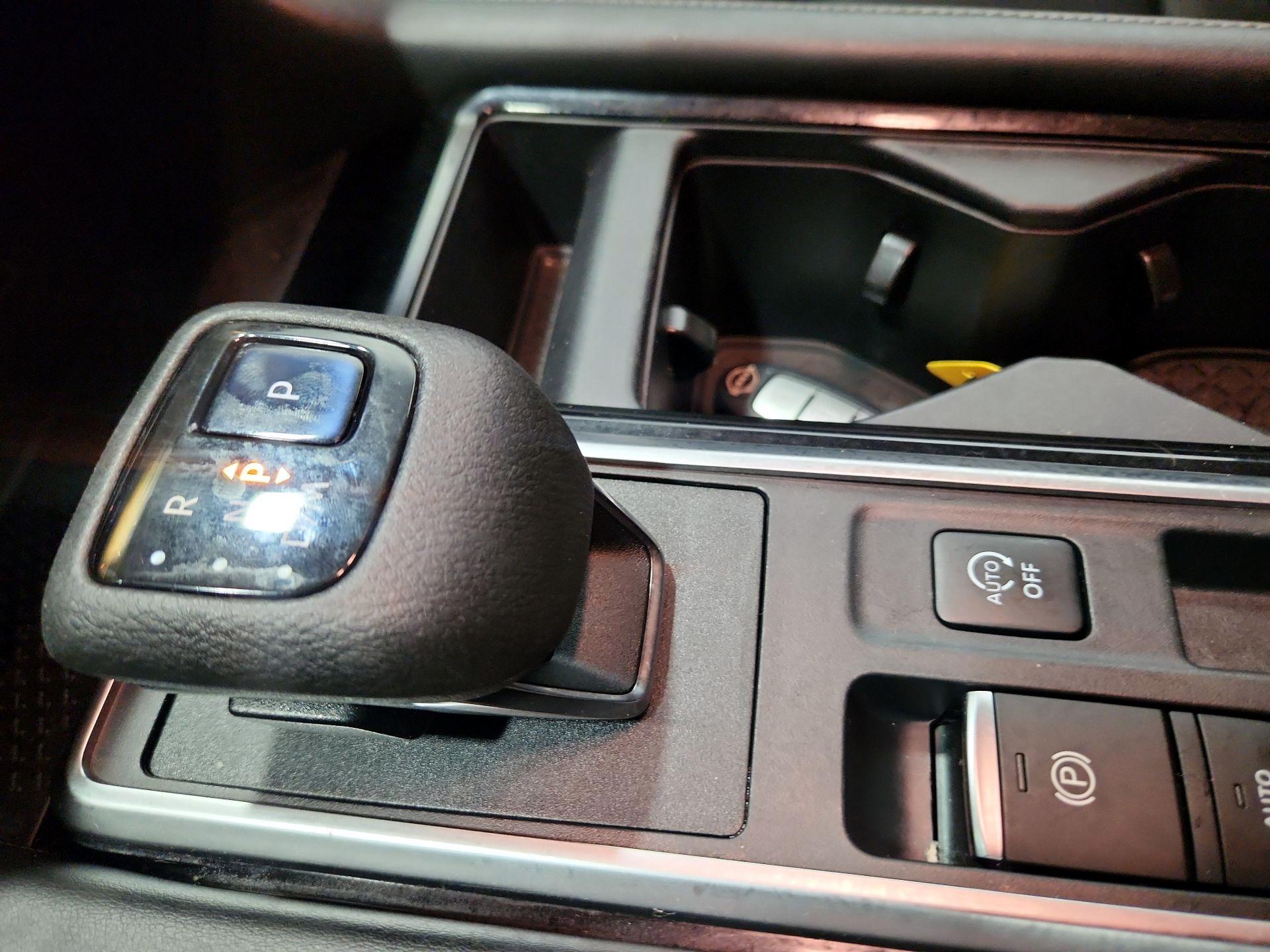 Thumbnail: 2022 Nissan Pathfinder - 16