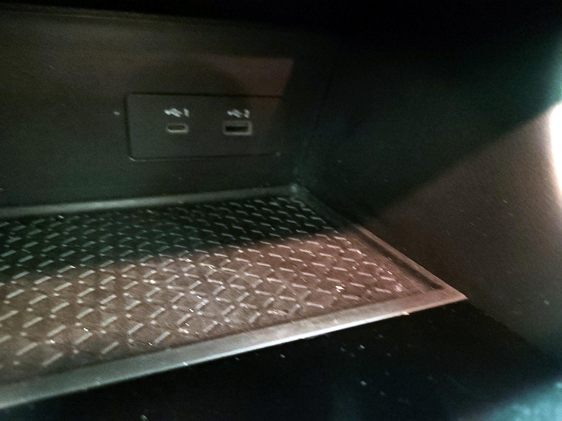 Thumbnail: 2022 Nissan Pathfinder - 17