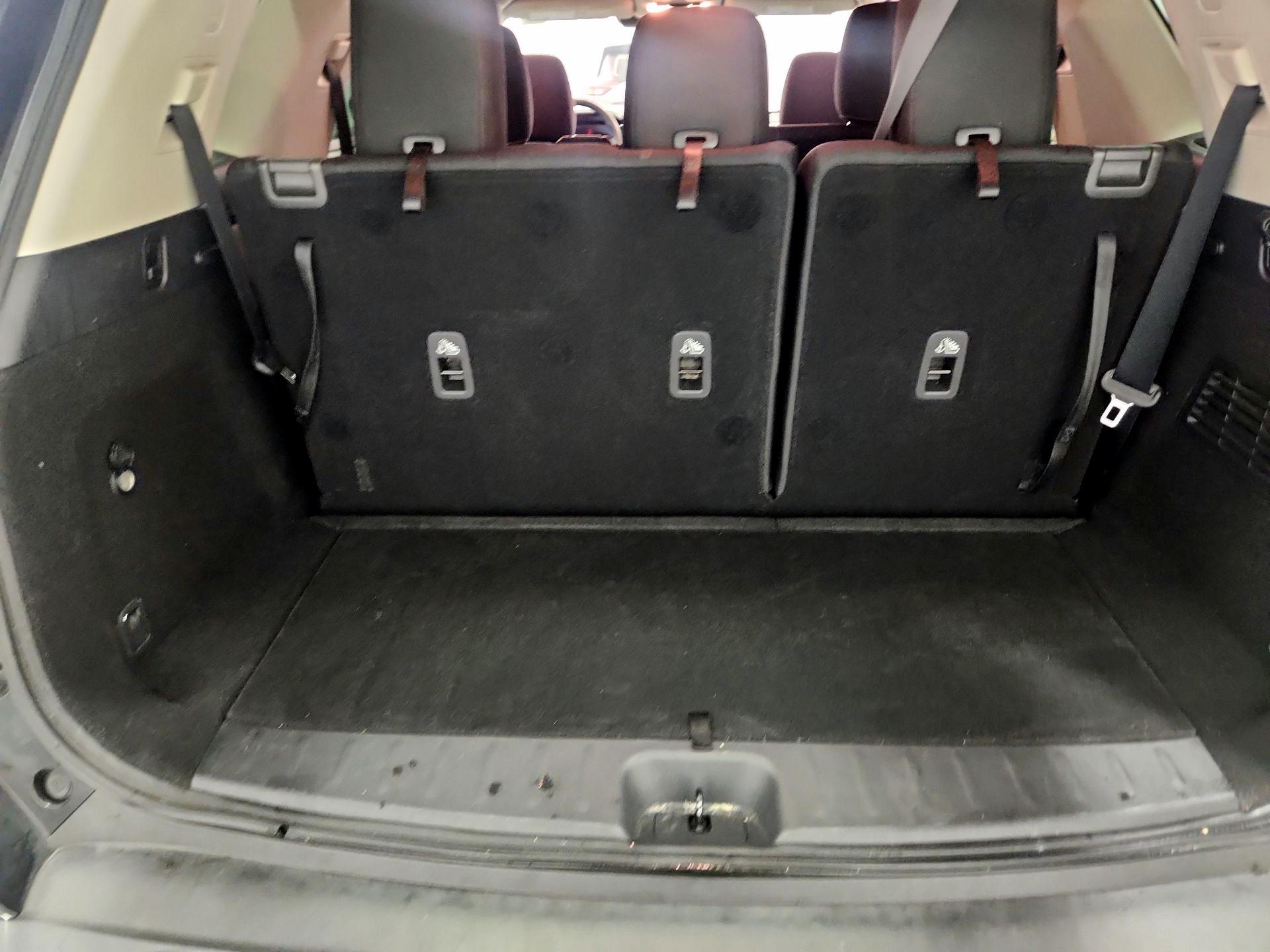 Thumbnail: 2022 Nissan Pathfinder - 19