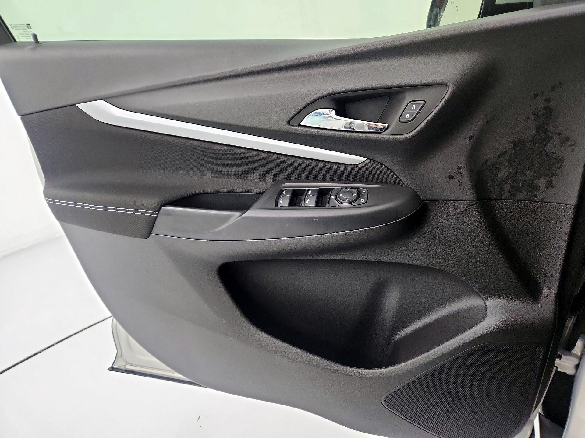 Thumbnail: 2023 Chevrolet Bolt EUV - 12