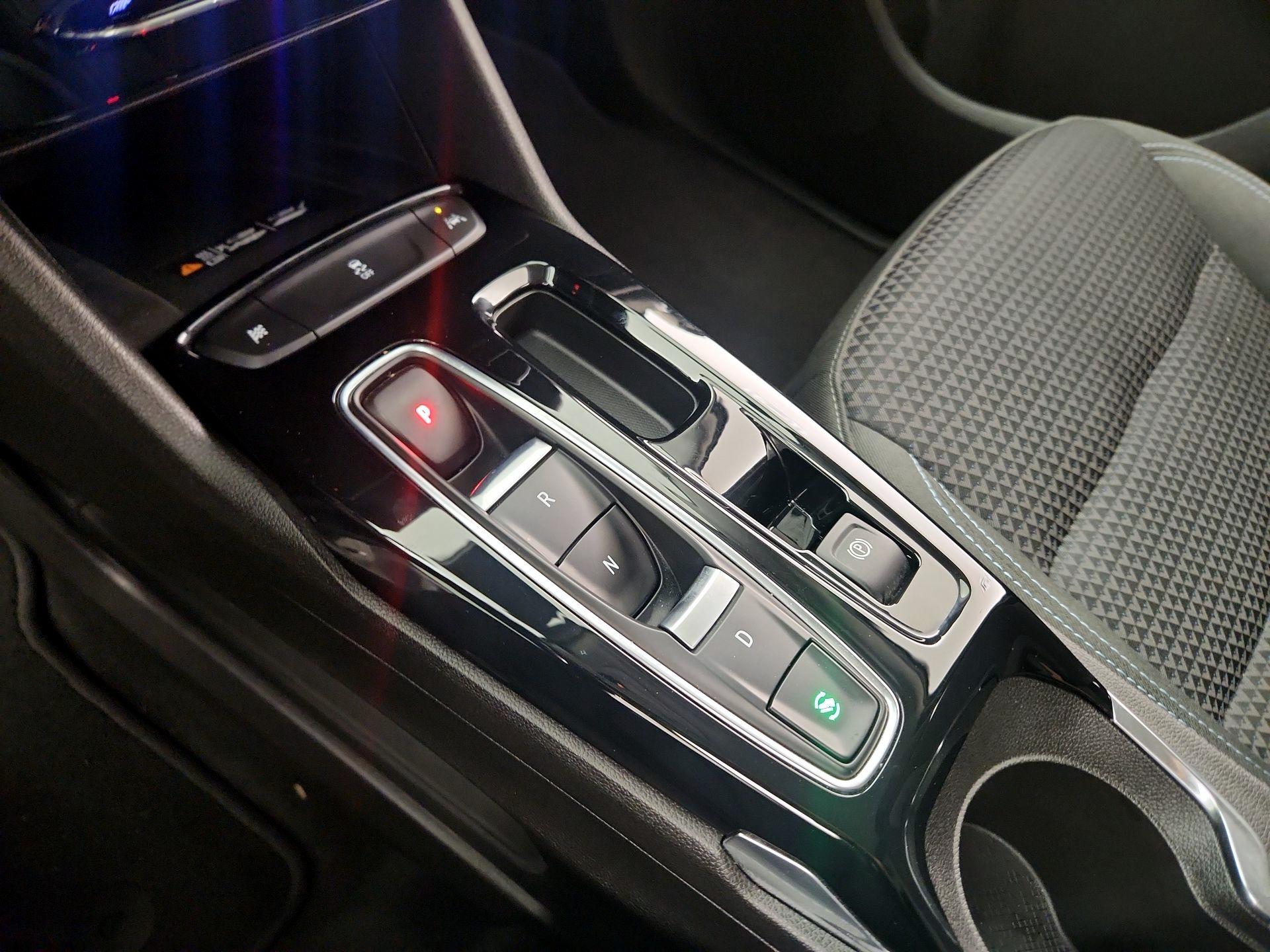 Thumbnail: 2023 Chevrolet Bolt EUV - 17