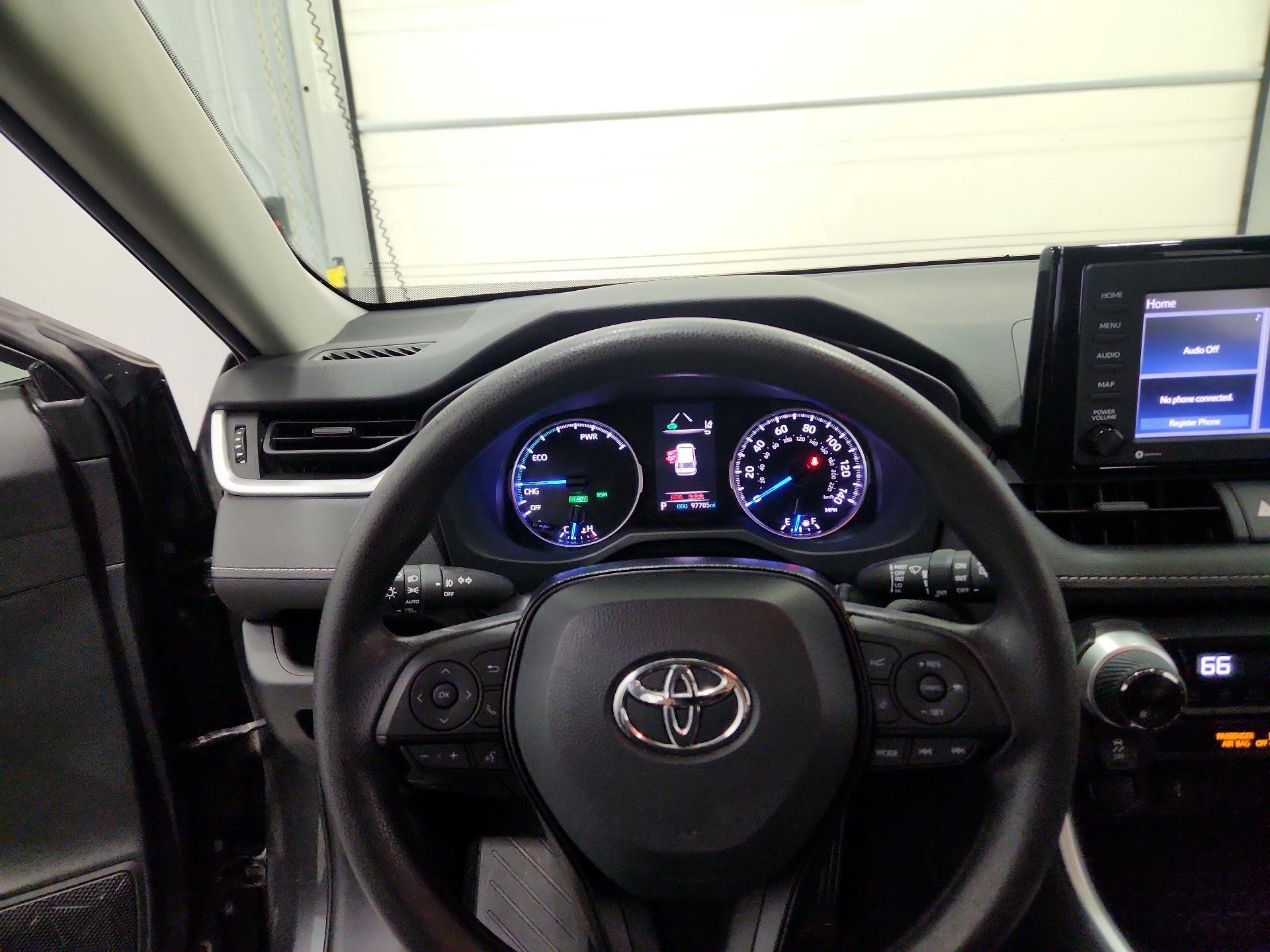 Thumbnail: 2021 Toyota RAV4 - 10