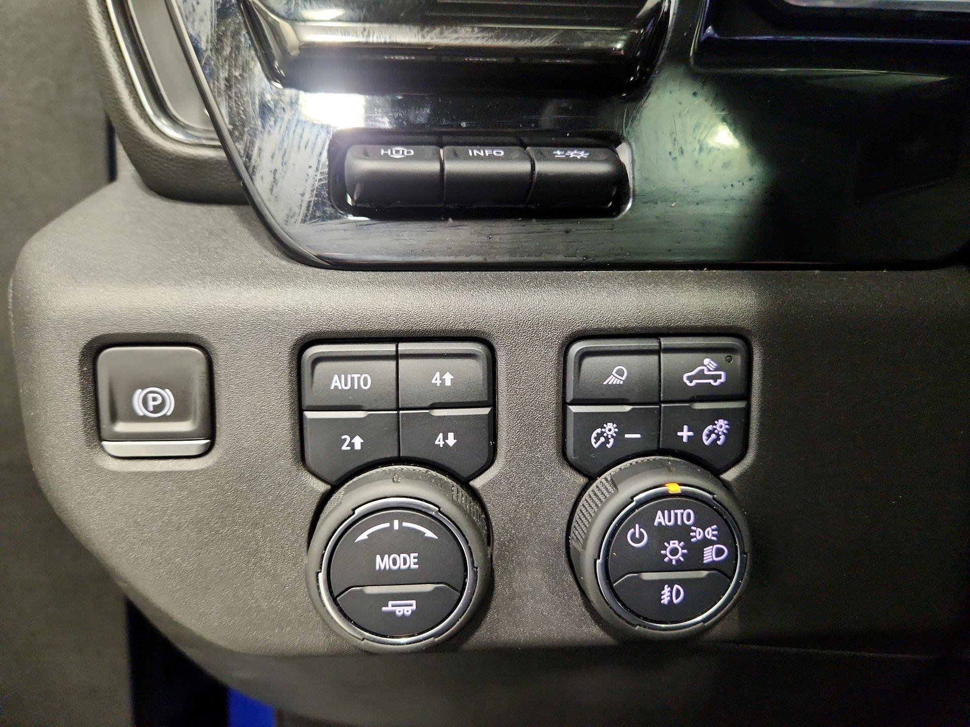 Thumbnail: 2022 Chevrolet Silverado 1500 - 13