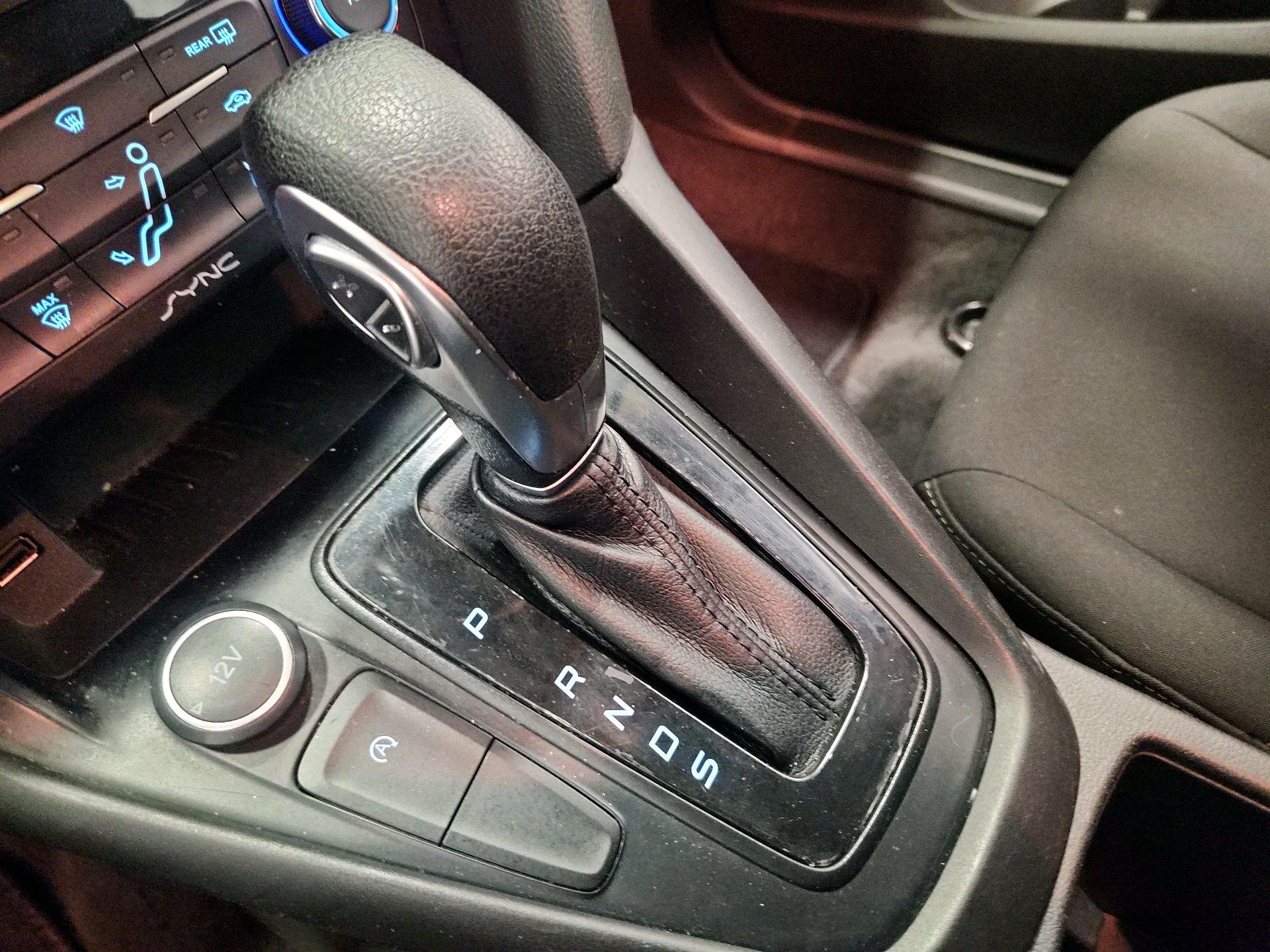 Thumbnail: 2017 Ford Focus - 17