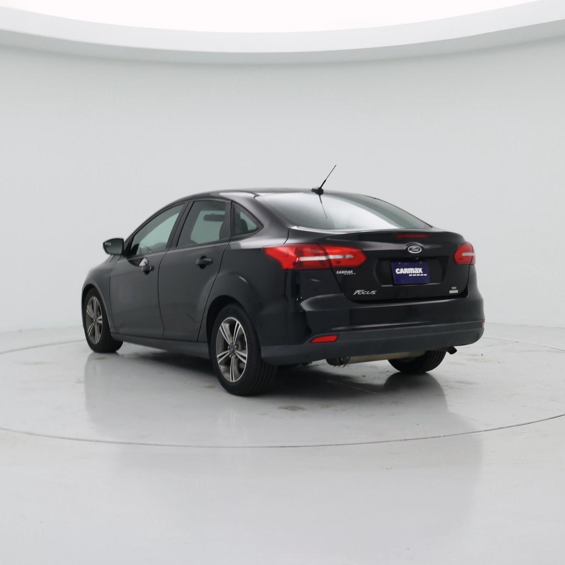 Thumbnail: 2017 Ford Focus - 2