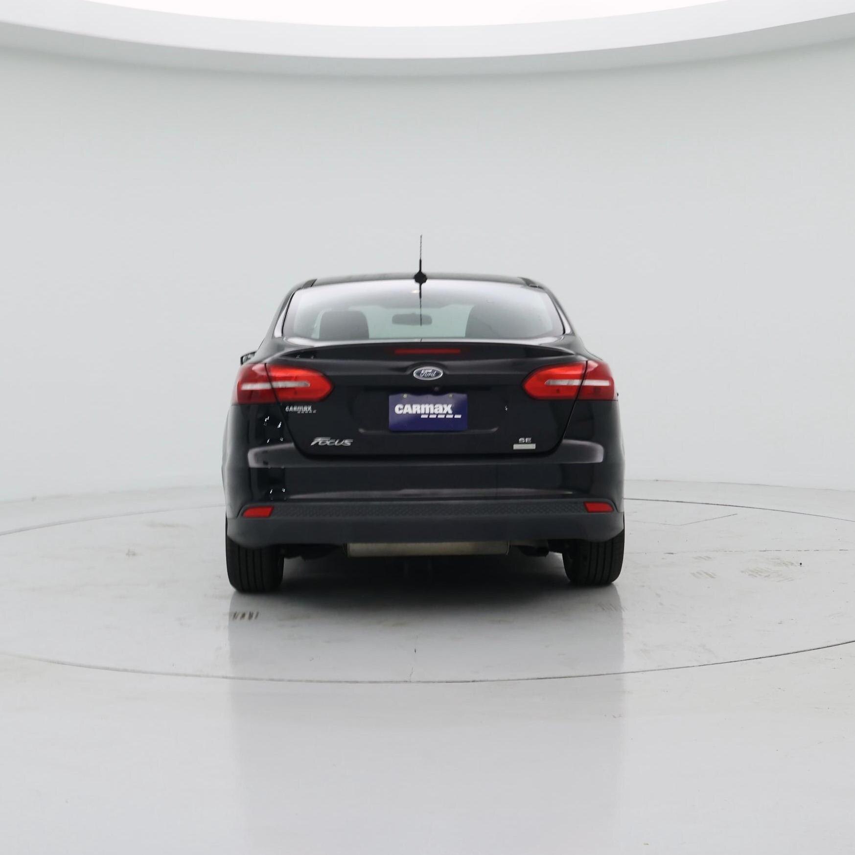 Thumbnail: 2017 Ford Focus - 6