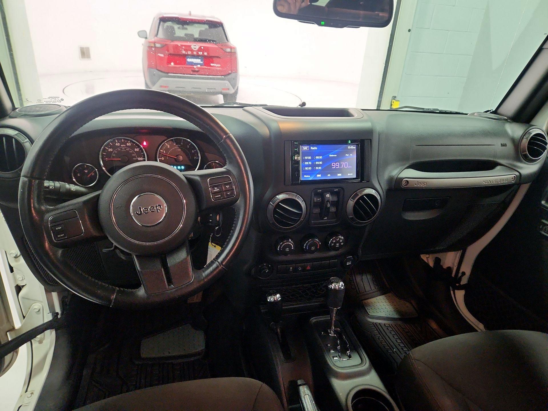 Thumbnail: 2018 Jeep Wrangler - 9