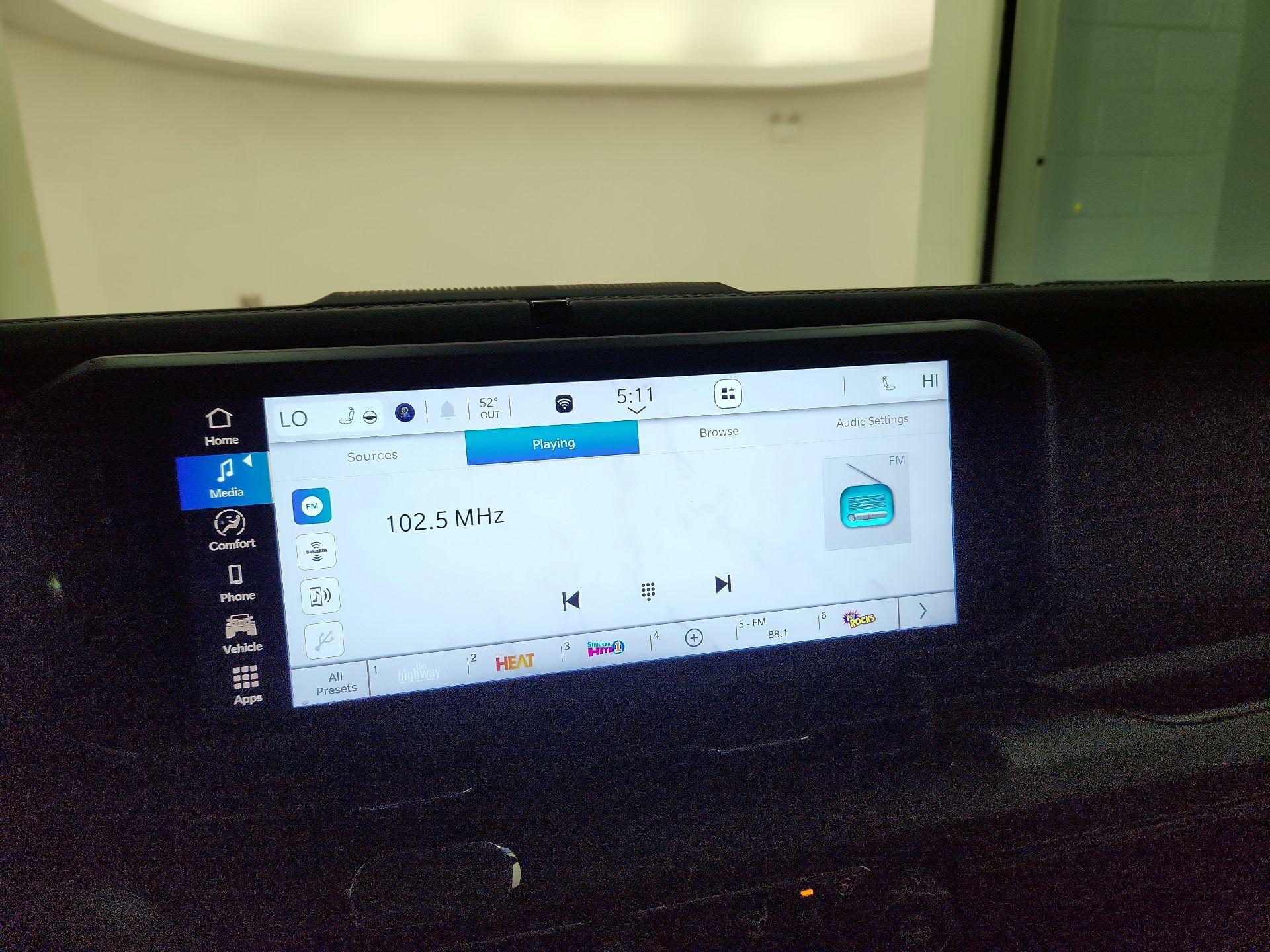 Thumbnail: 2024 Jeep Gladiator - 15