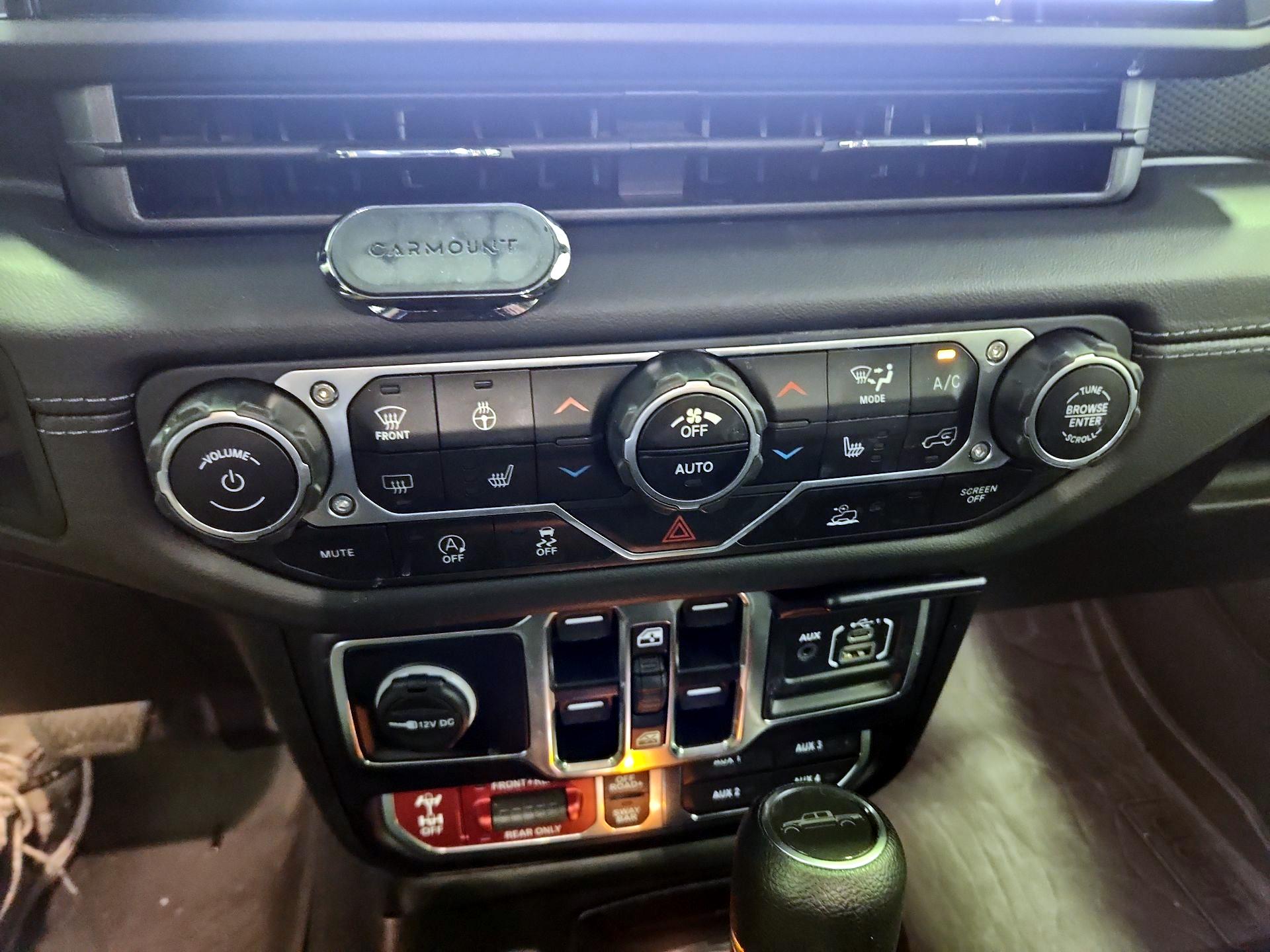 Thumbnail: 2024 Jeep Gladiator - 16