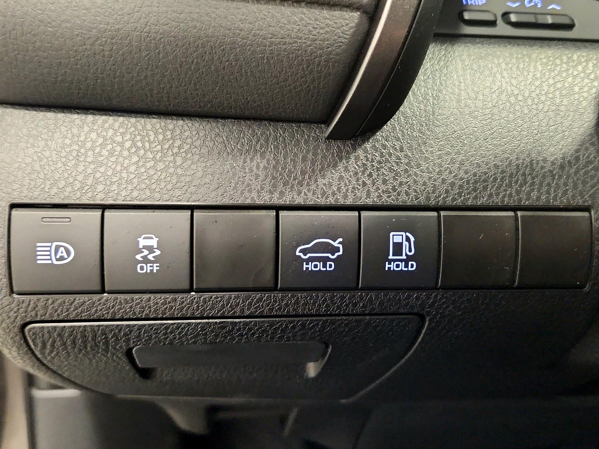 Thumbnail: 2024 Toyota Camry - 13