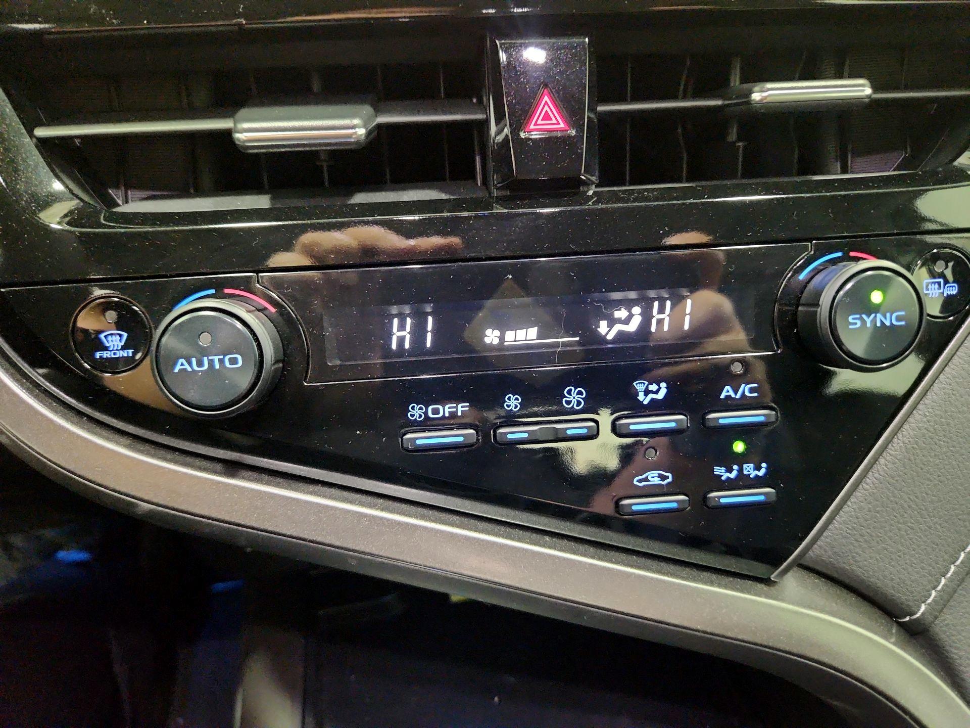 Thumbnail: 2024 Toyota Camry - 17