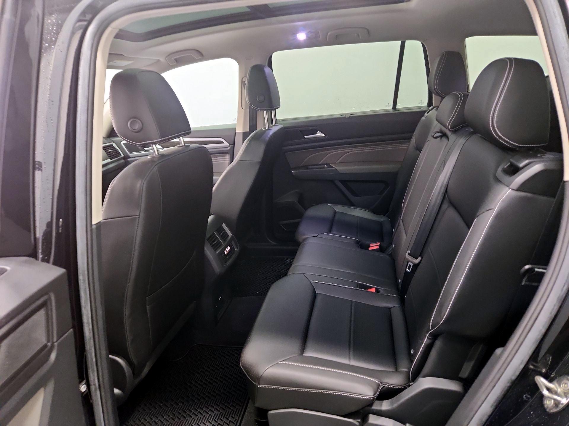 Thumbnail: 2023 Volkswagen Atlas - 20