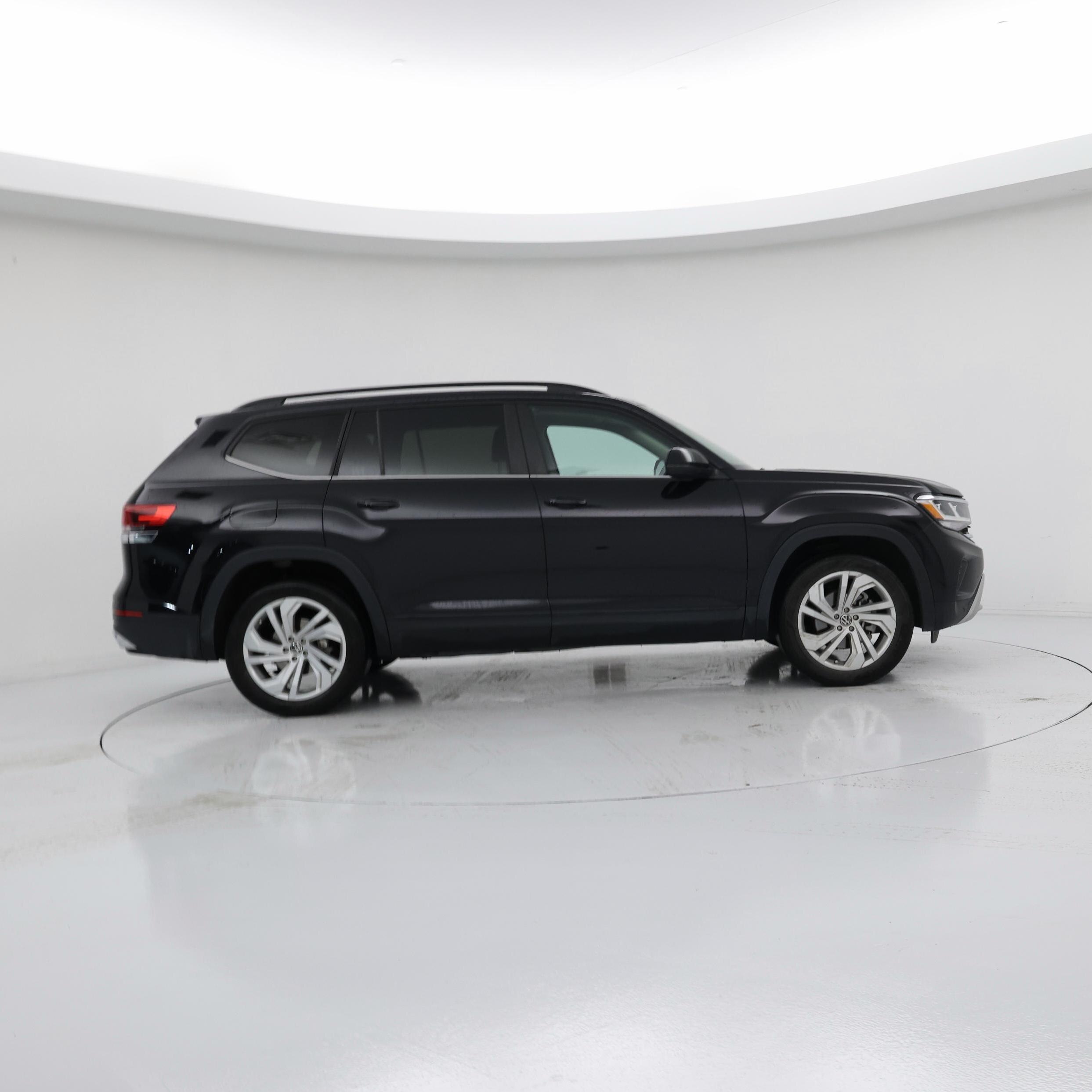 Thumbnail: 2023 Volkswagen Atlas - 7