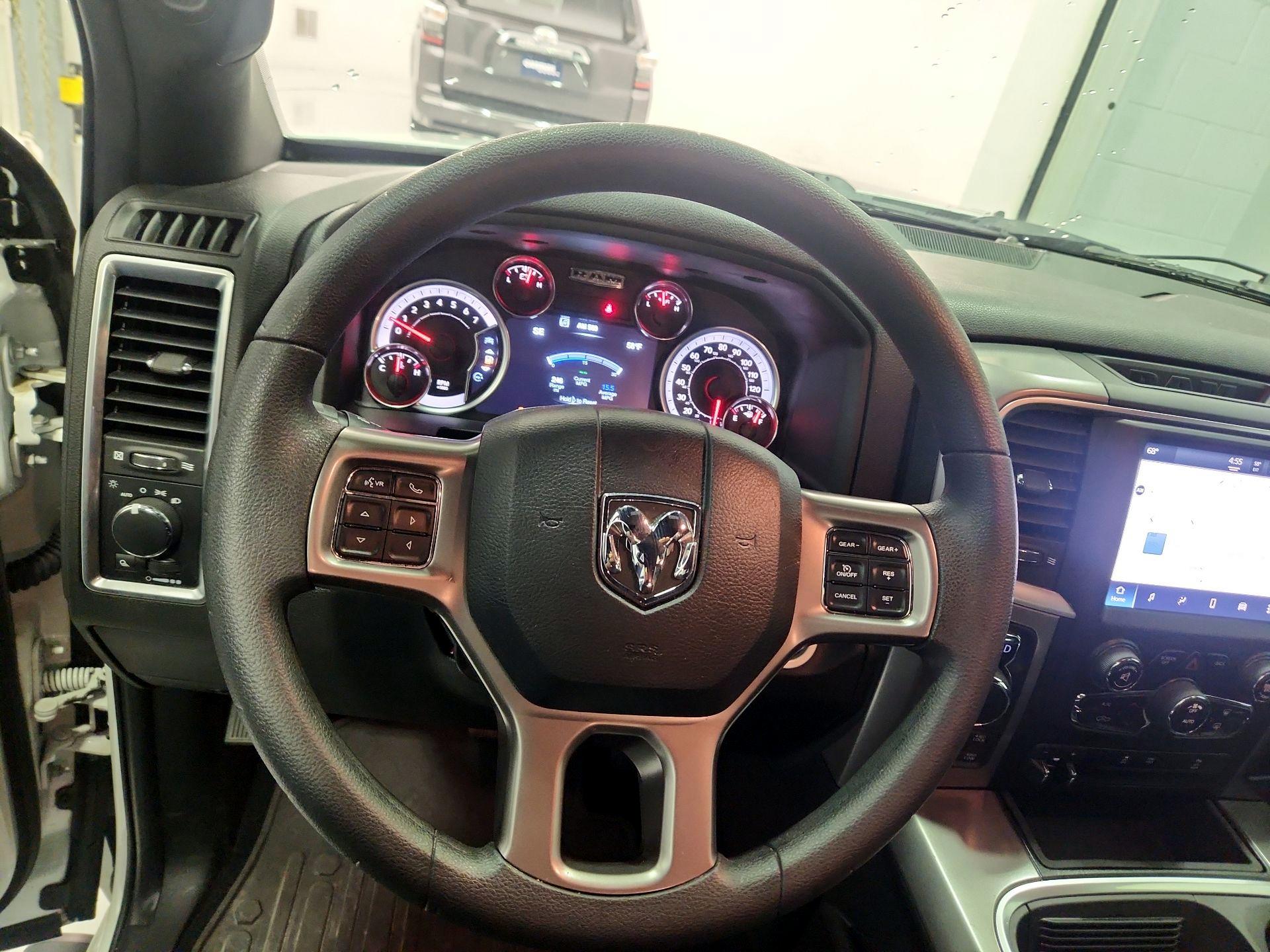 Thumbnail: 2023 RAM 1500 Classic - 10