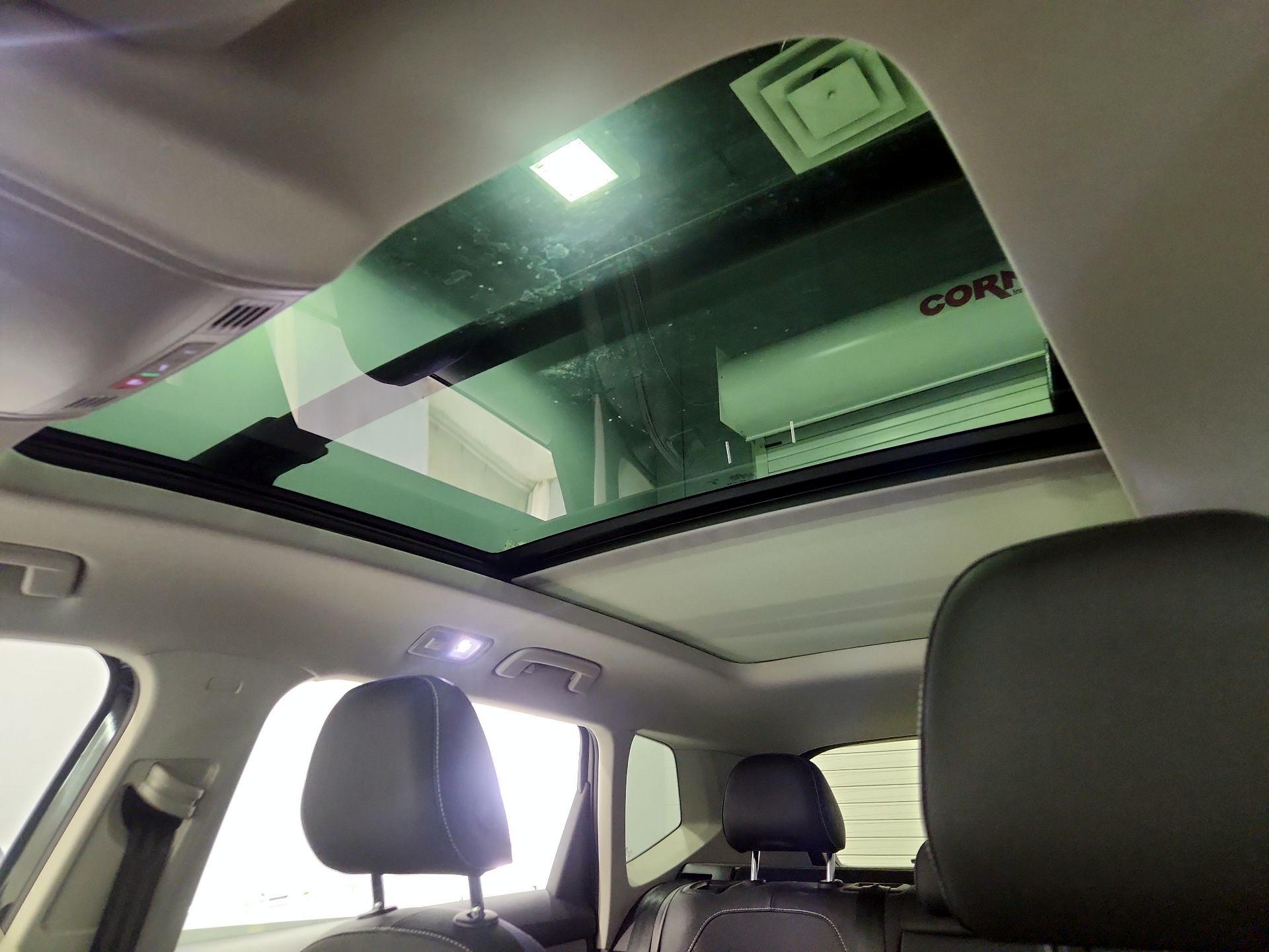 Thumbnail: 2023 Volkswagen Taos - 19