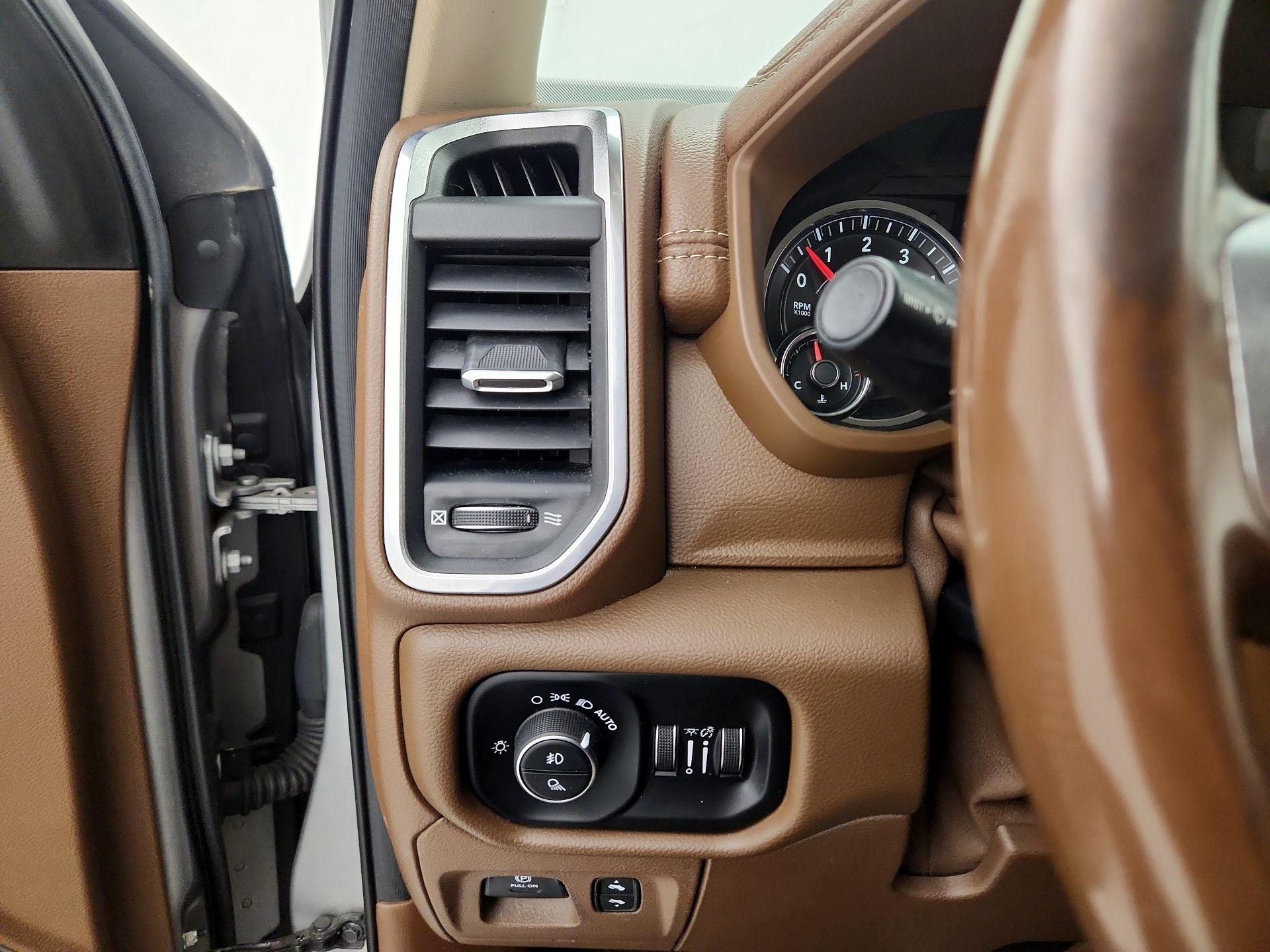 Thumbnail: 2019 RAM 1500 - 13