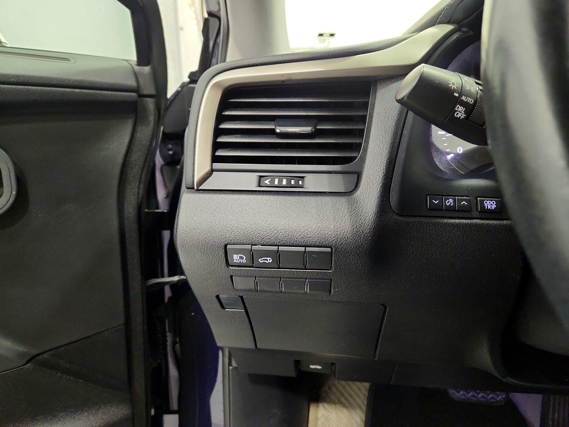 Thumbnail: 2017 Lexus RX - 13