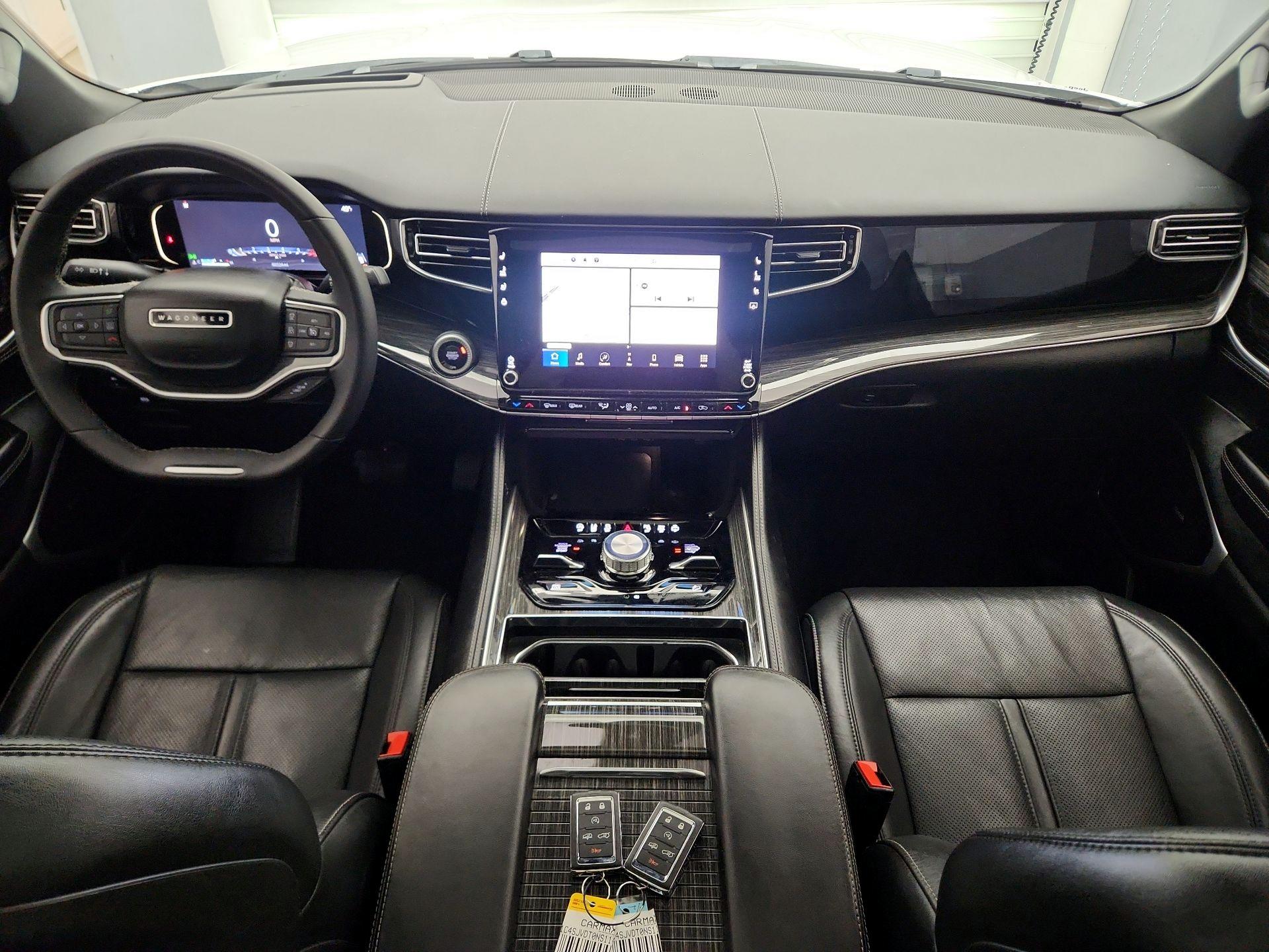 Thumbnail: 2022 Jeep Wagoneer - 9