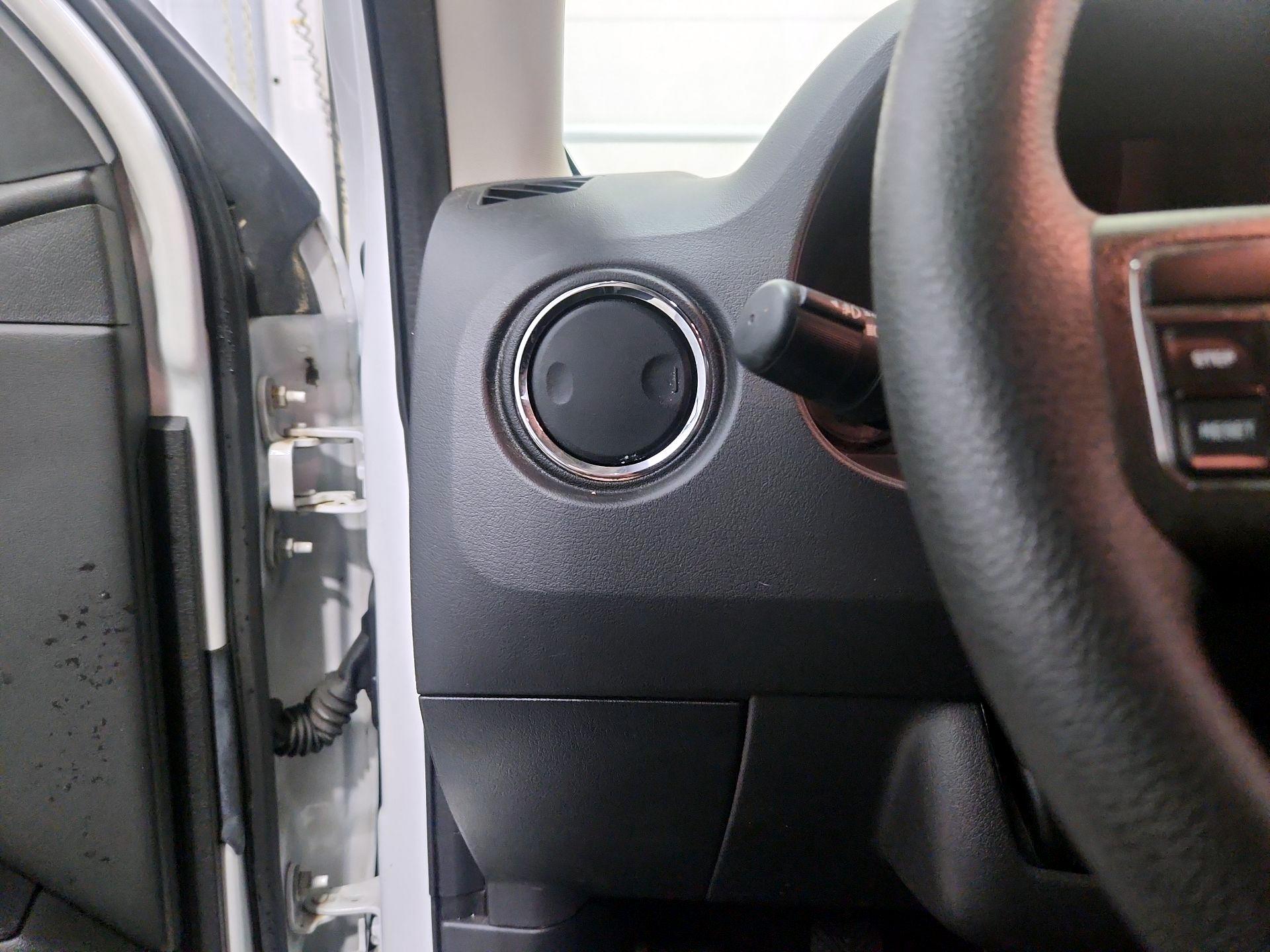 Thumbnail: 2017 Jeep Patriot - 13