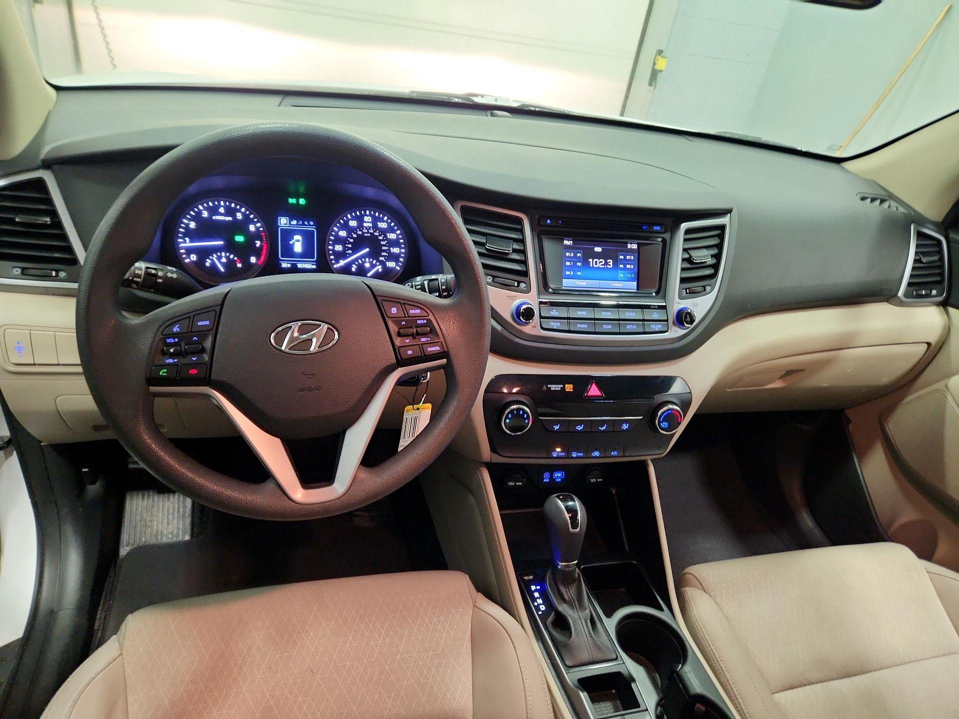 Thumbnail: 2017 Hyundai Tucson - 9