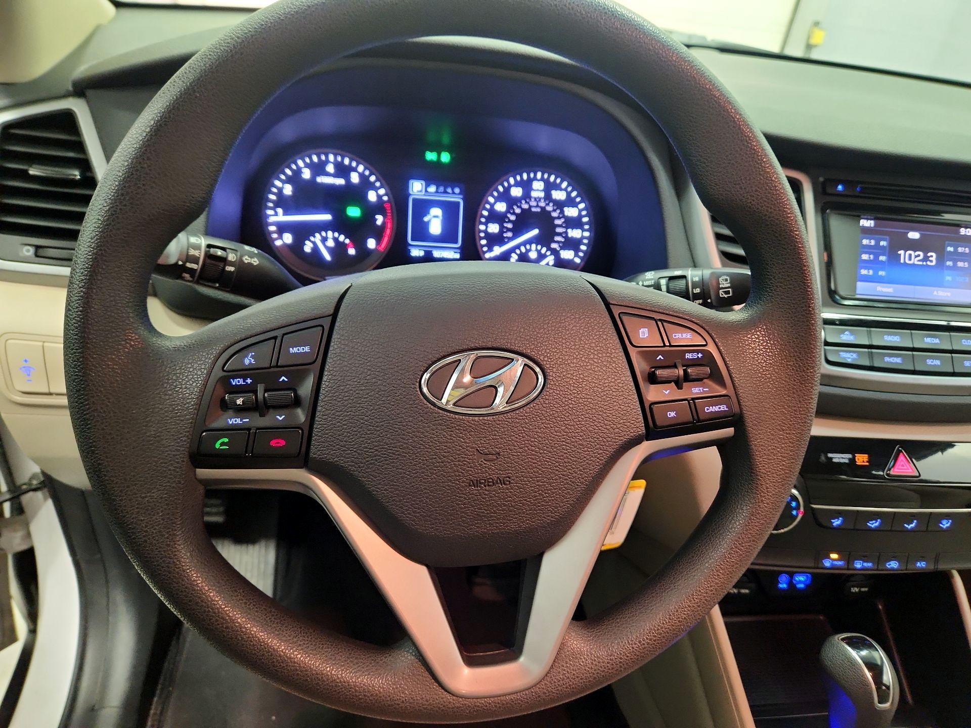 Thumbnail: 2017 Hyundai Tucson - 10